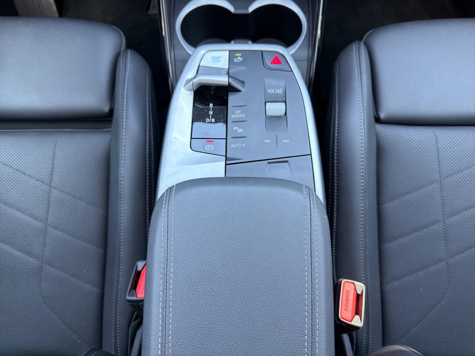 BMW iX1 xDrive 30 X-Line (CH) 🔋-image-15