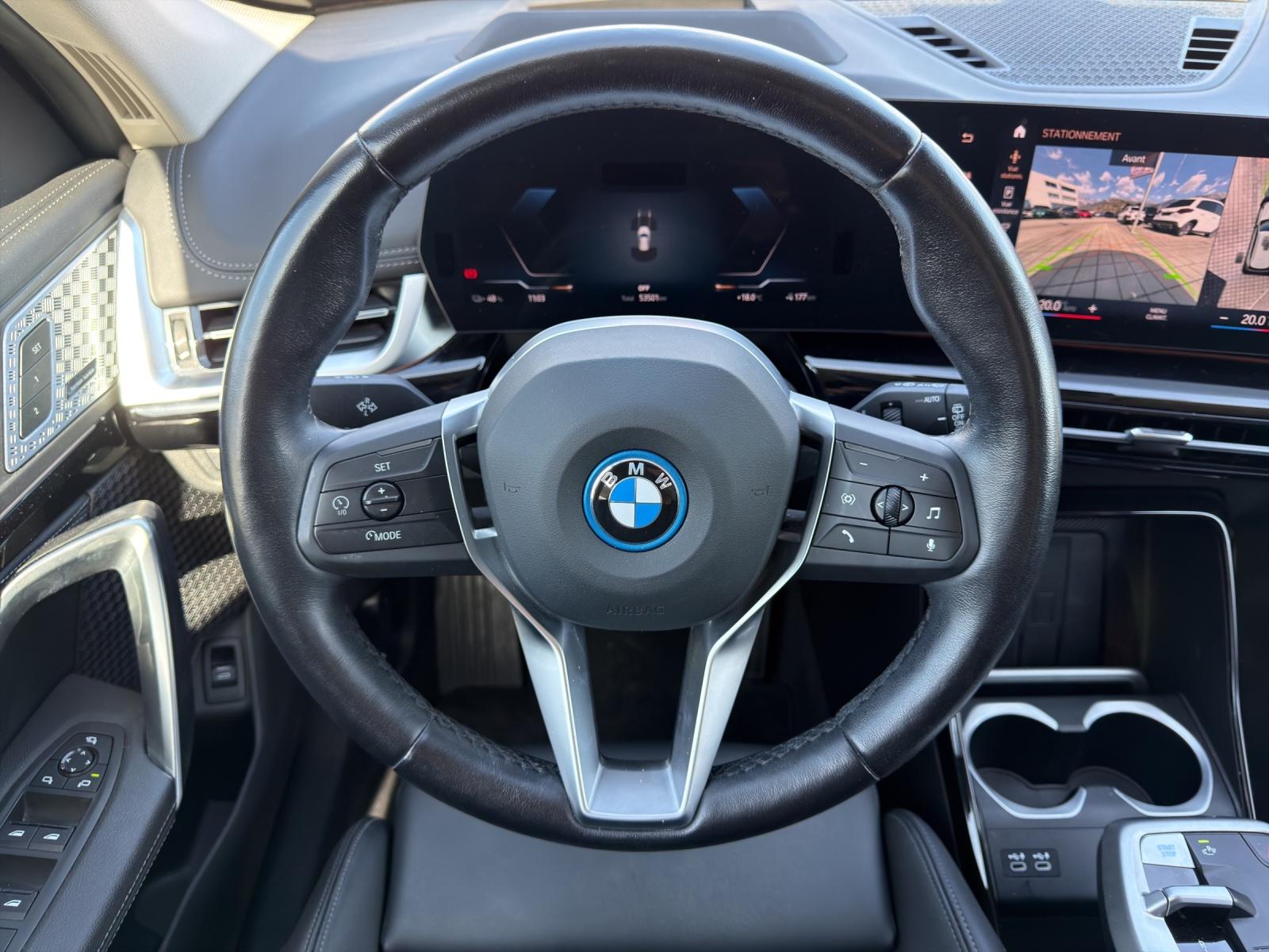 BMW iX1 xDrive 30 X-Line (CH) 🔋-image-13