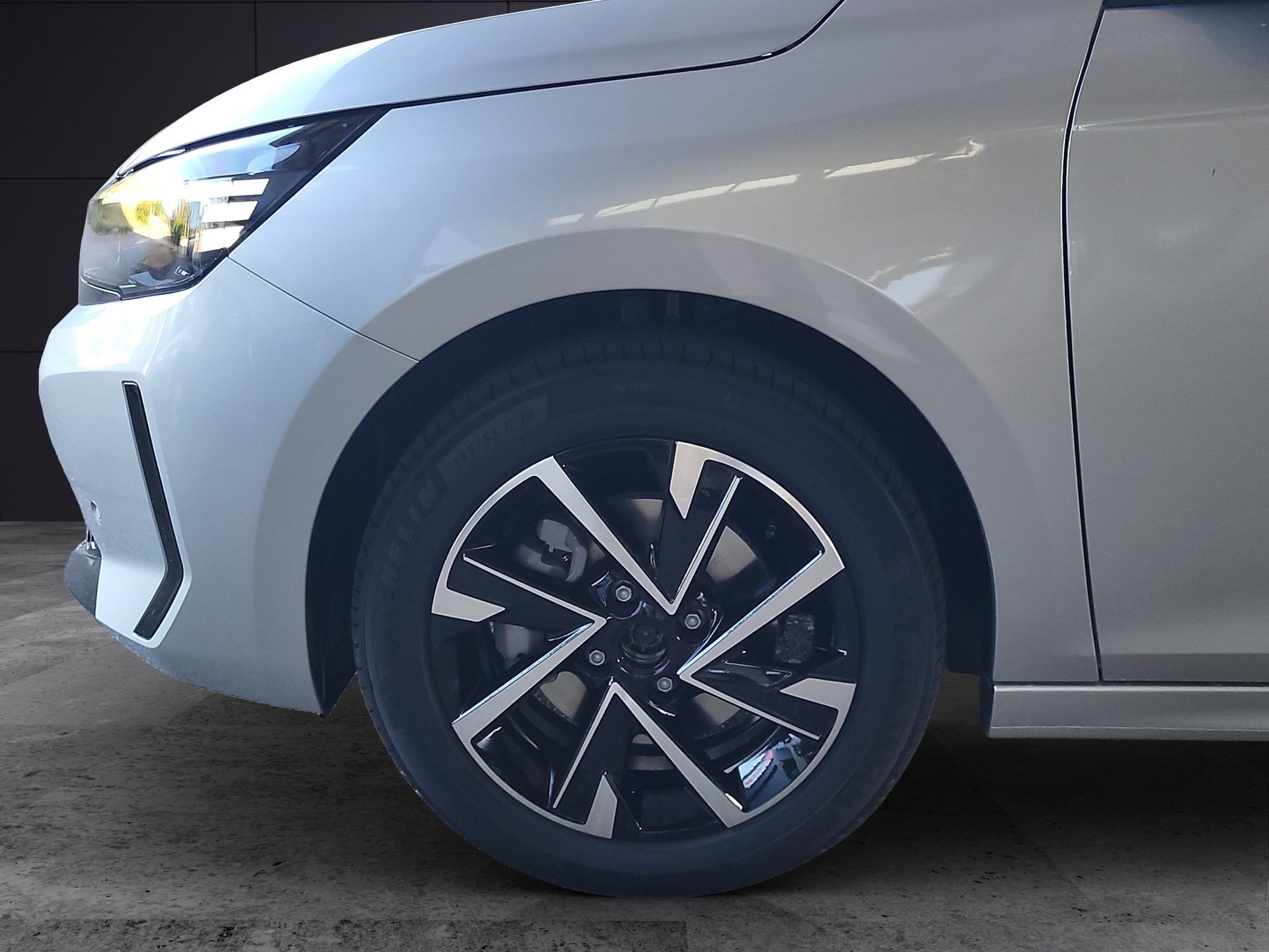 OPEL Corsa 1.2 MHEV Viva-image-3