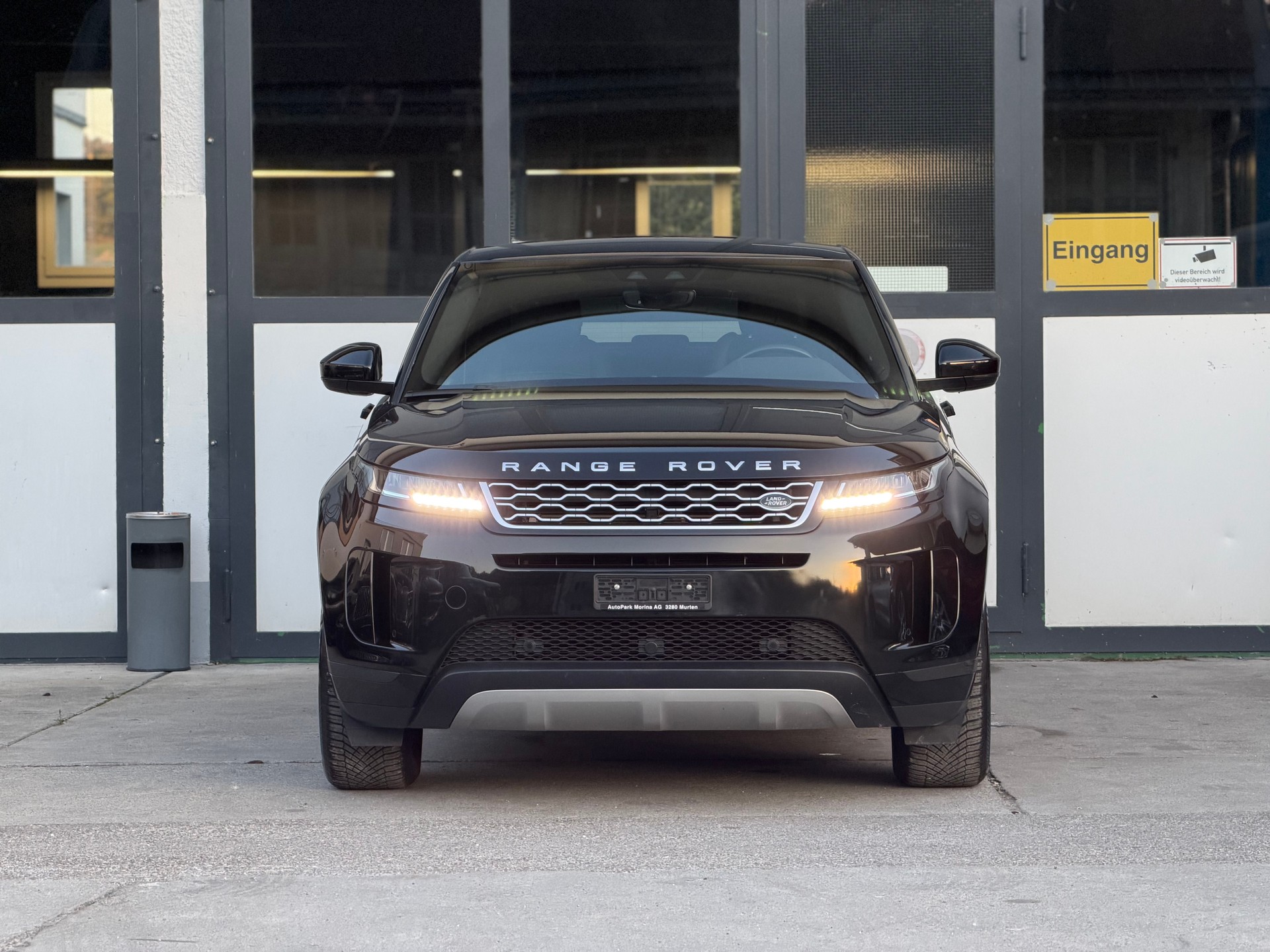 LAND ROVER Range Rover Evoque P 200 MHEV SE AT9-image-2
