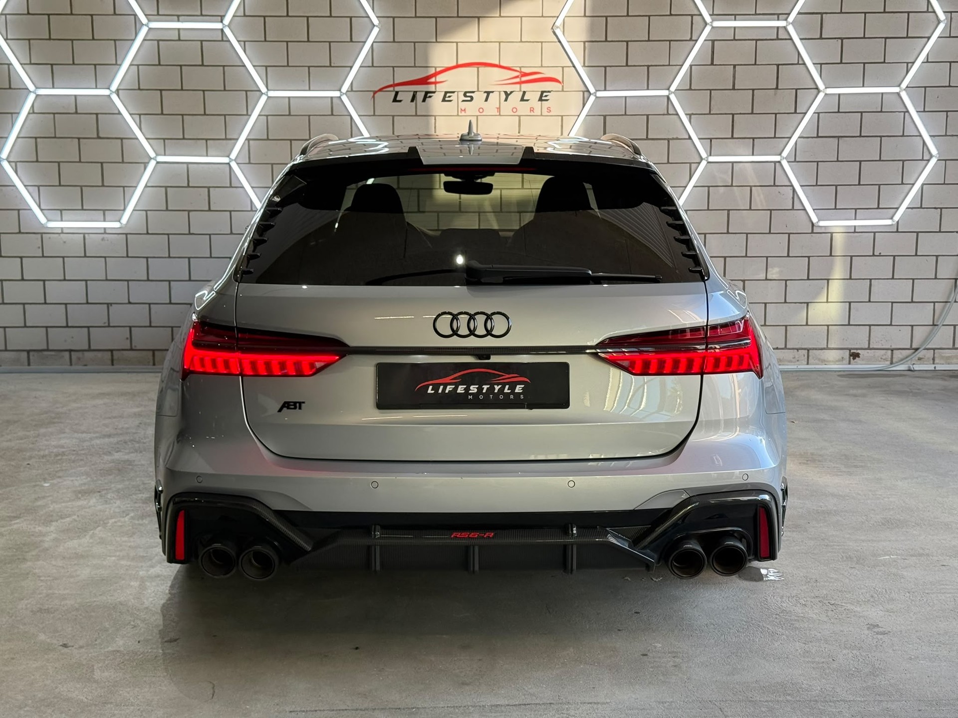 AUDI ABT RS6-R Avant 4.0 TFSI V8 quattro-image-3