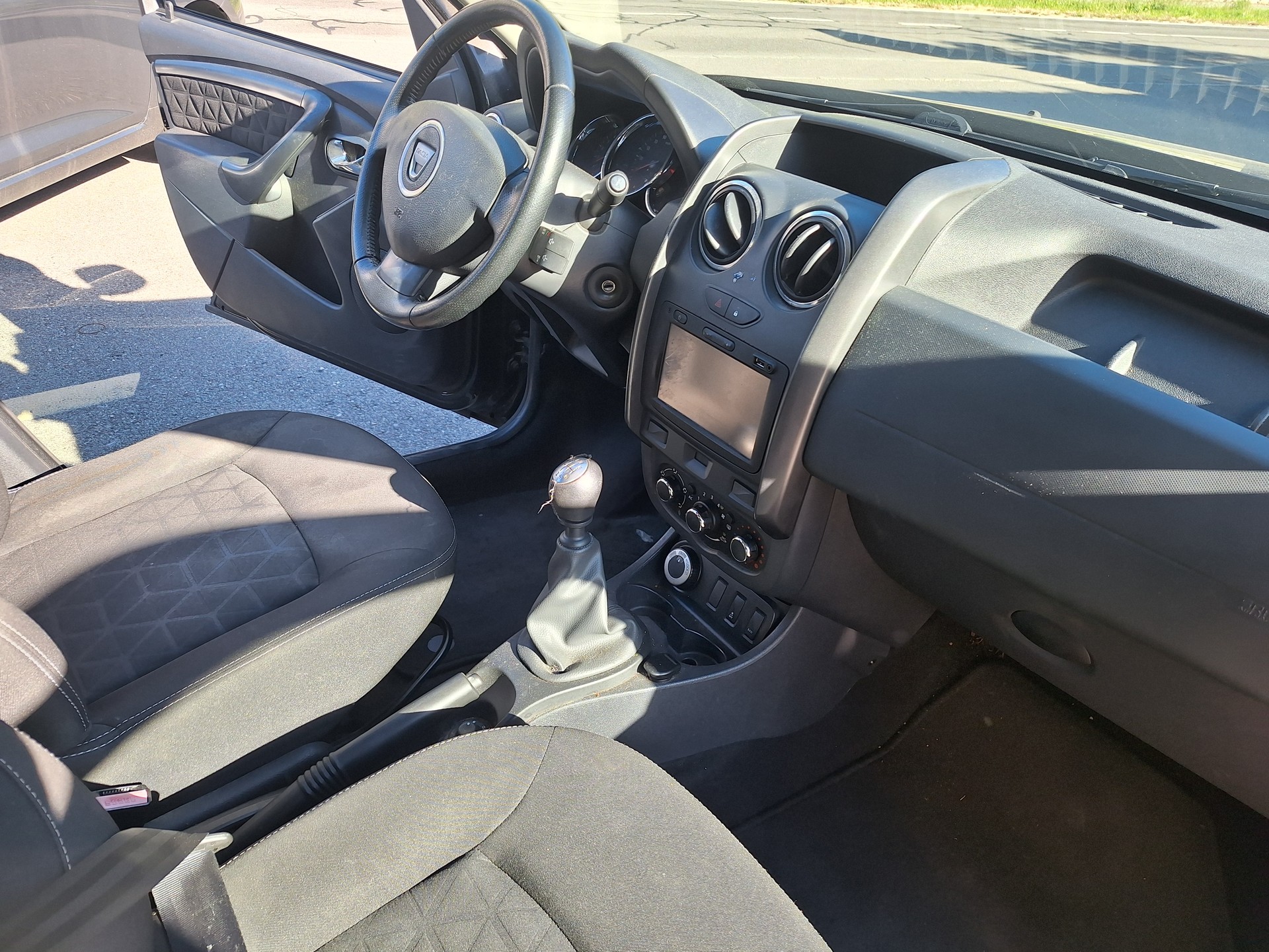 DACIA Duster 1.6 4x4-image-6