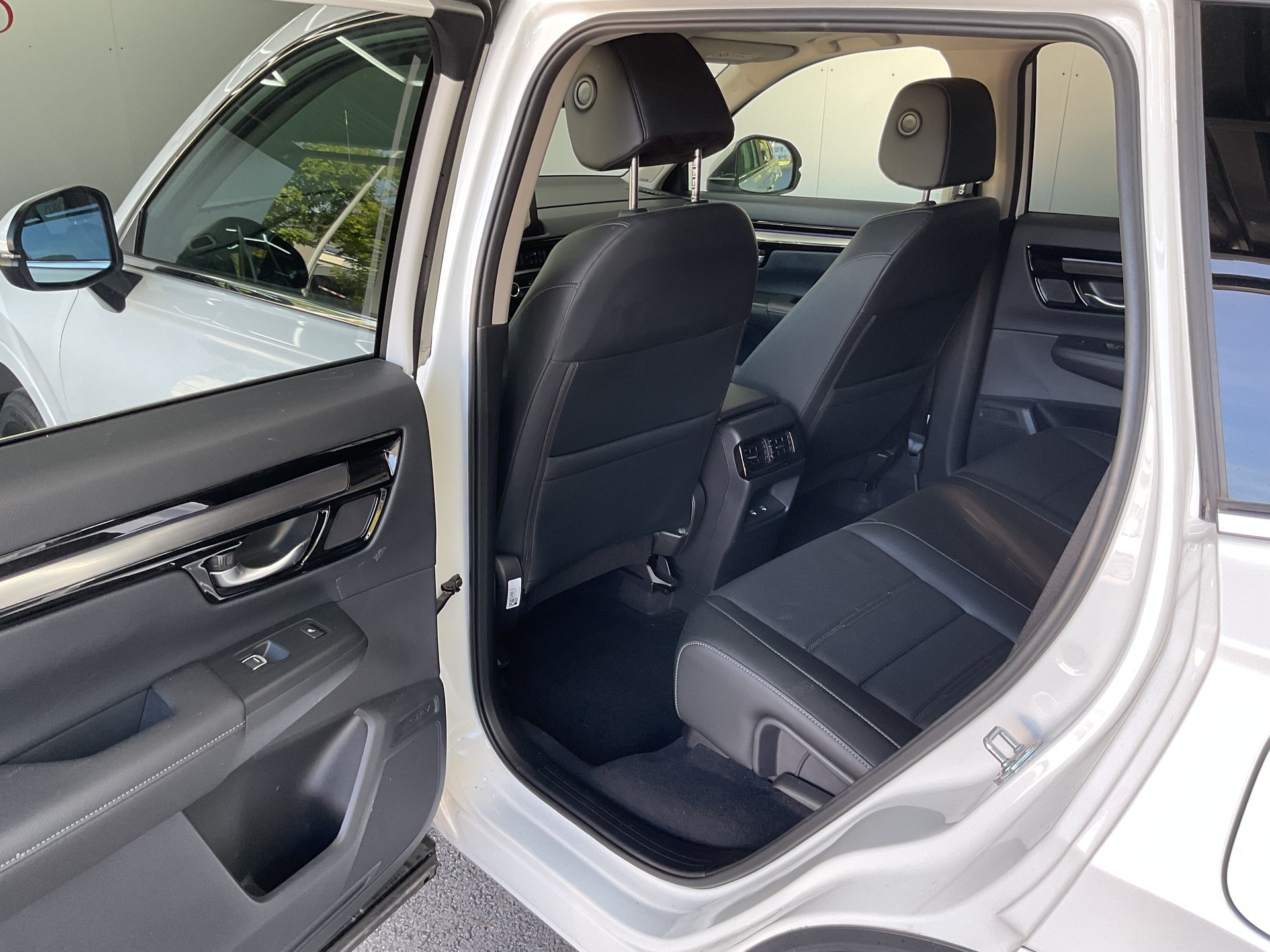 HONDA CR-V 2.0i MMD Hybrid Elegance 4WD Automatic-image-8