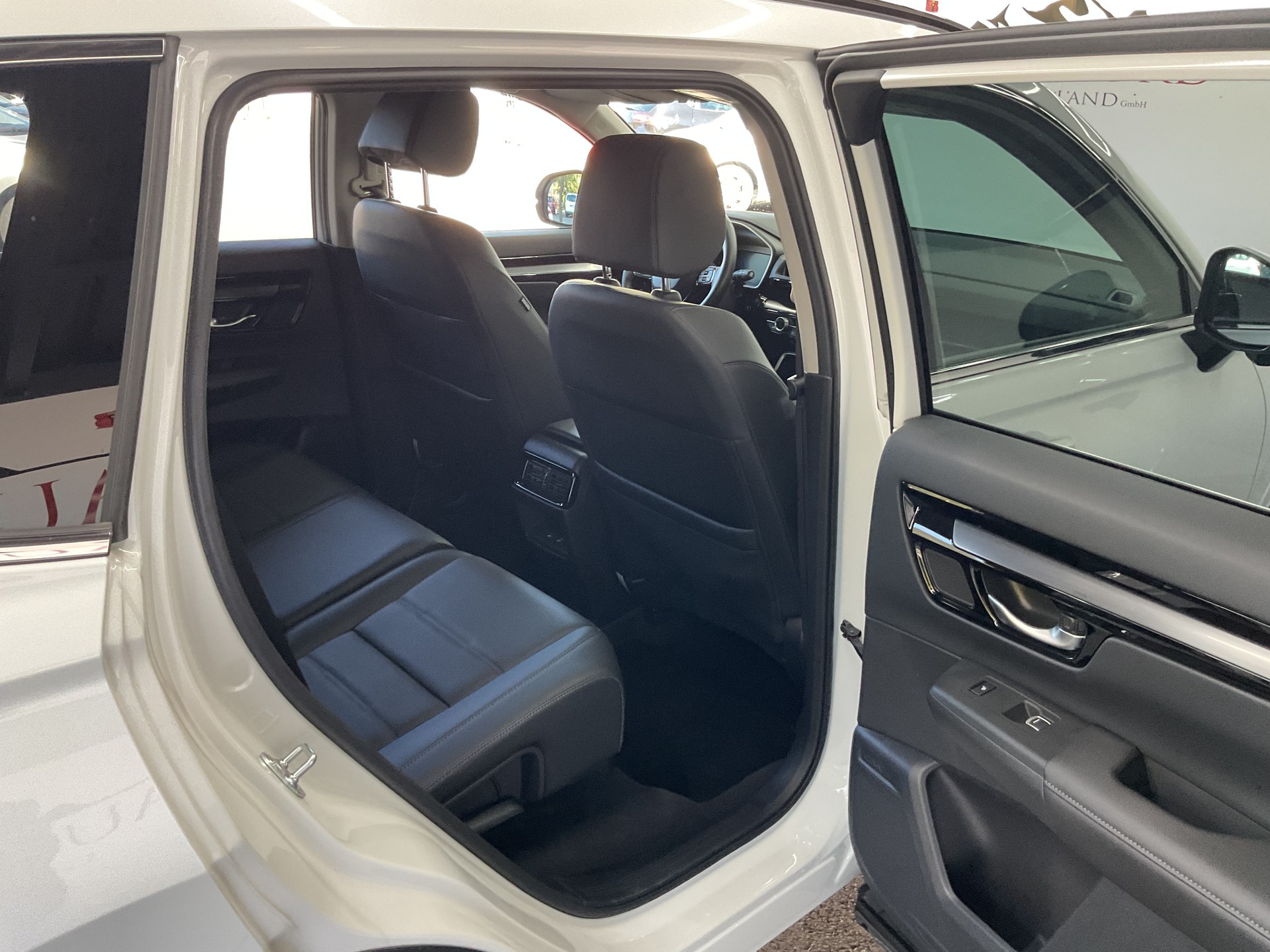 HONDA CR-V 2.0i MMD Hybrid Elegance 4WD Automatic-image-10