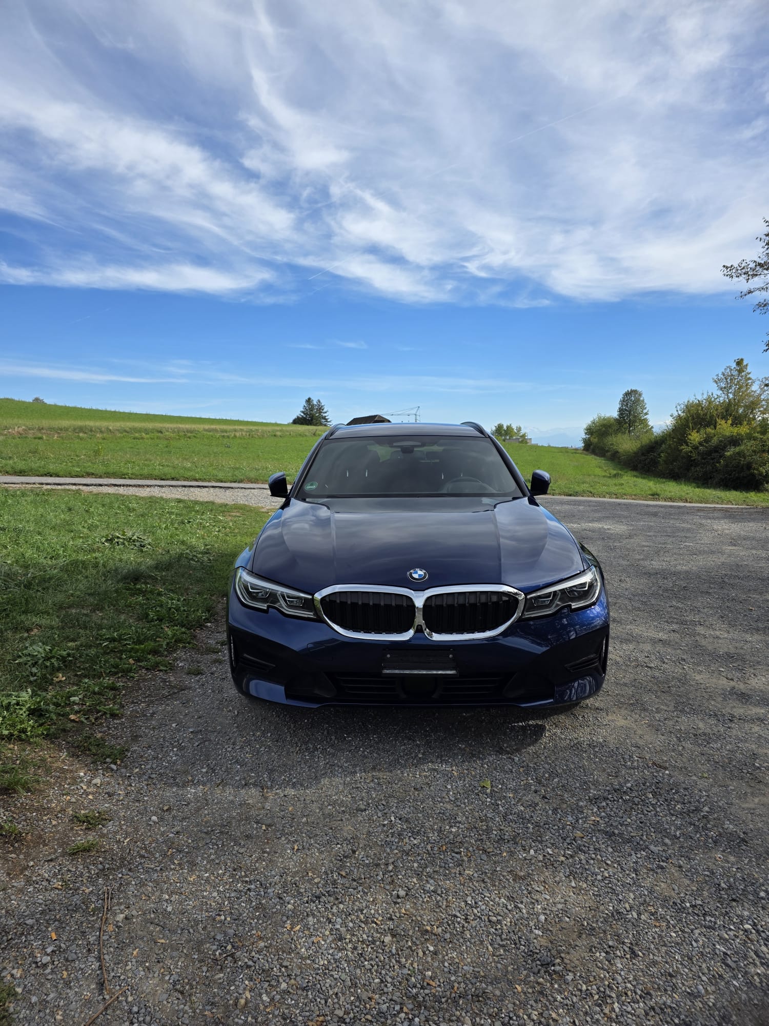 BMW 320d xDrive-image-3
