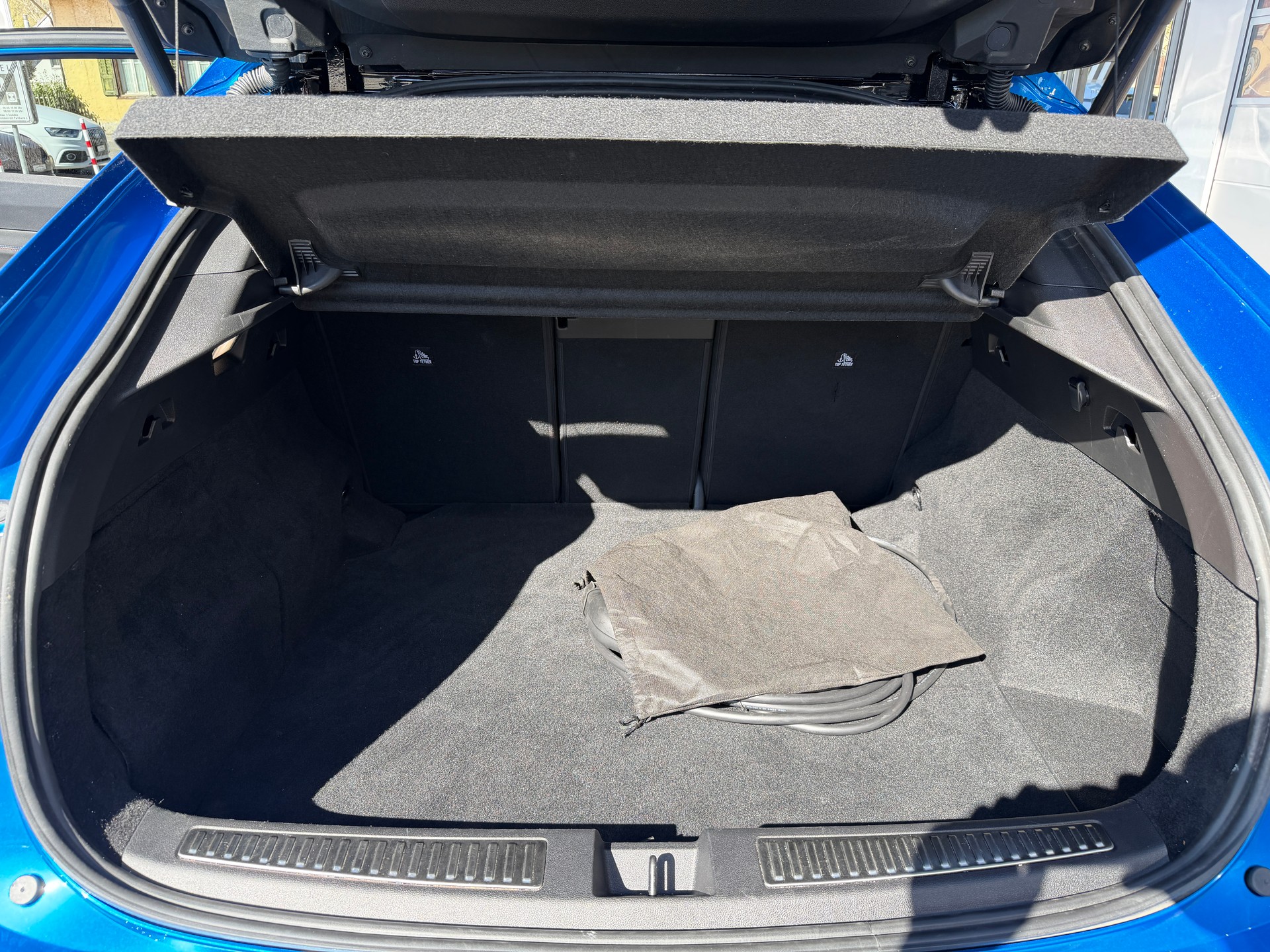 RENAULT Rafale 1.2 E-Tech Plug-in Atelier Alpine-image-5