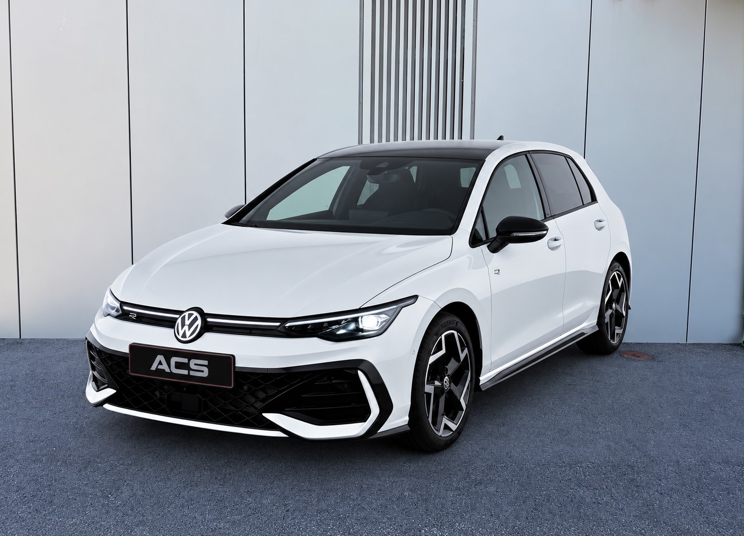 VW Golf 2.0 TDI R-Line DSG-image-1