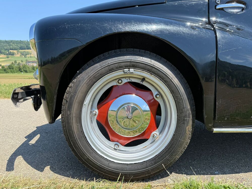 RENAULT 4 CV-image-15