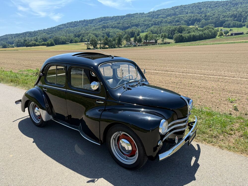 RENAULT 4 CV-image-14