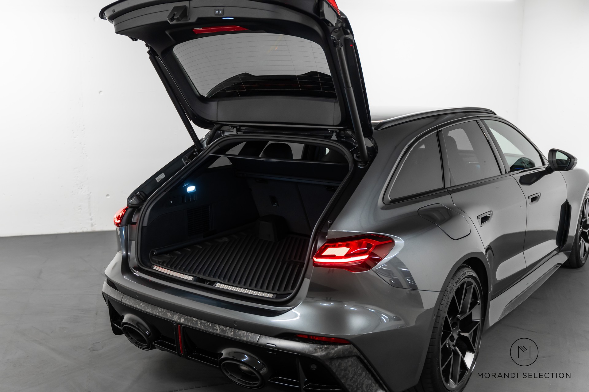AUDI RS5 Avant 2.9 V6 TFSI e quattro T-Tronic-image-10