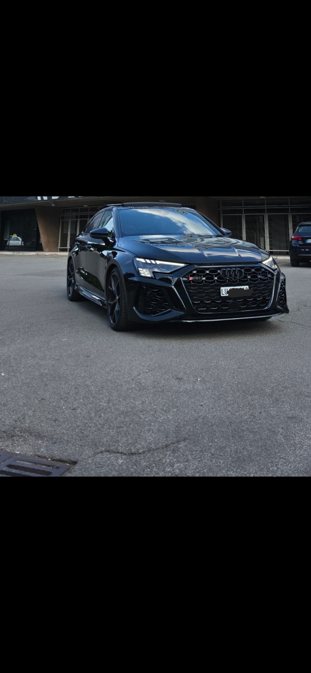 Car photo