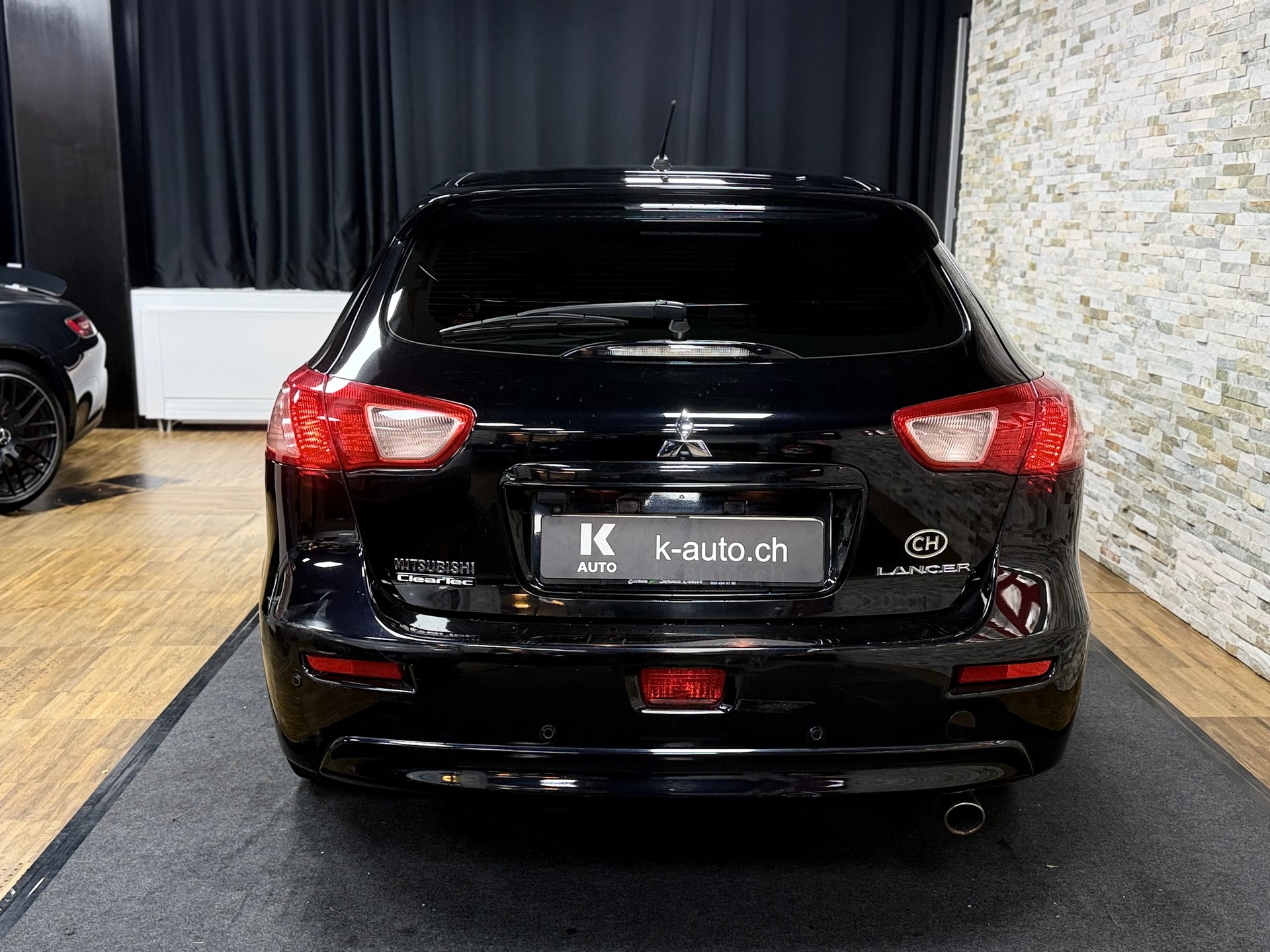 MITSUBISHI Lancer Sportback 1.8 DID Invite-image-2