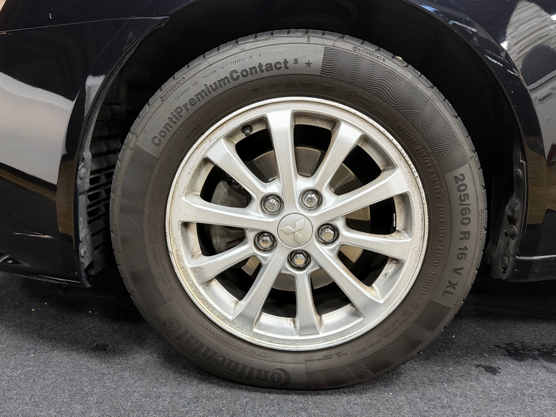 MITSUBISHI Lancer Sportback 1.8 DID Invite-image-18