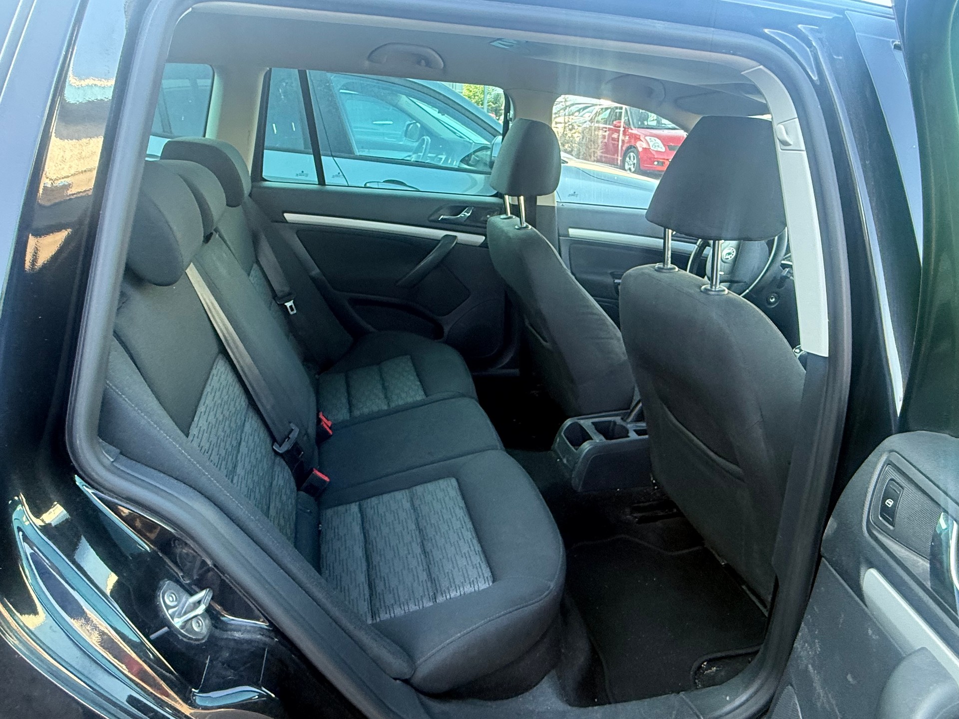 HYUNDAI i20 1.4 Style-image-9