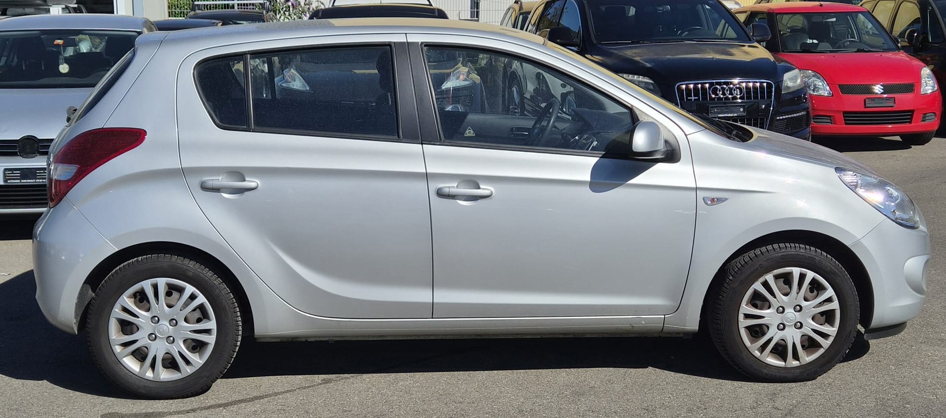 HYUNDAI i20 1.4 Style-image-3