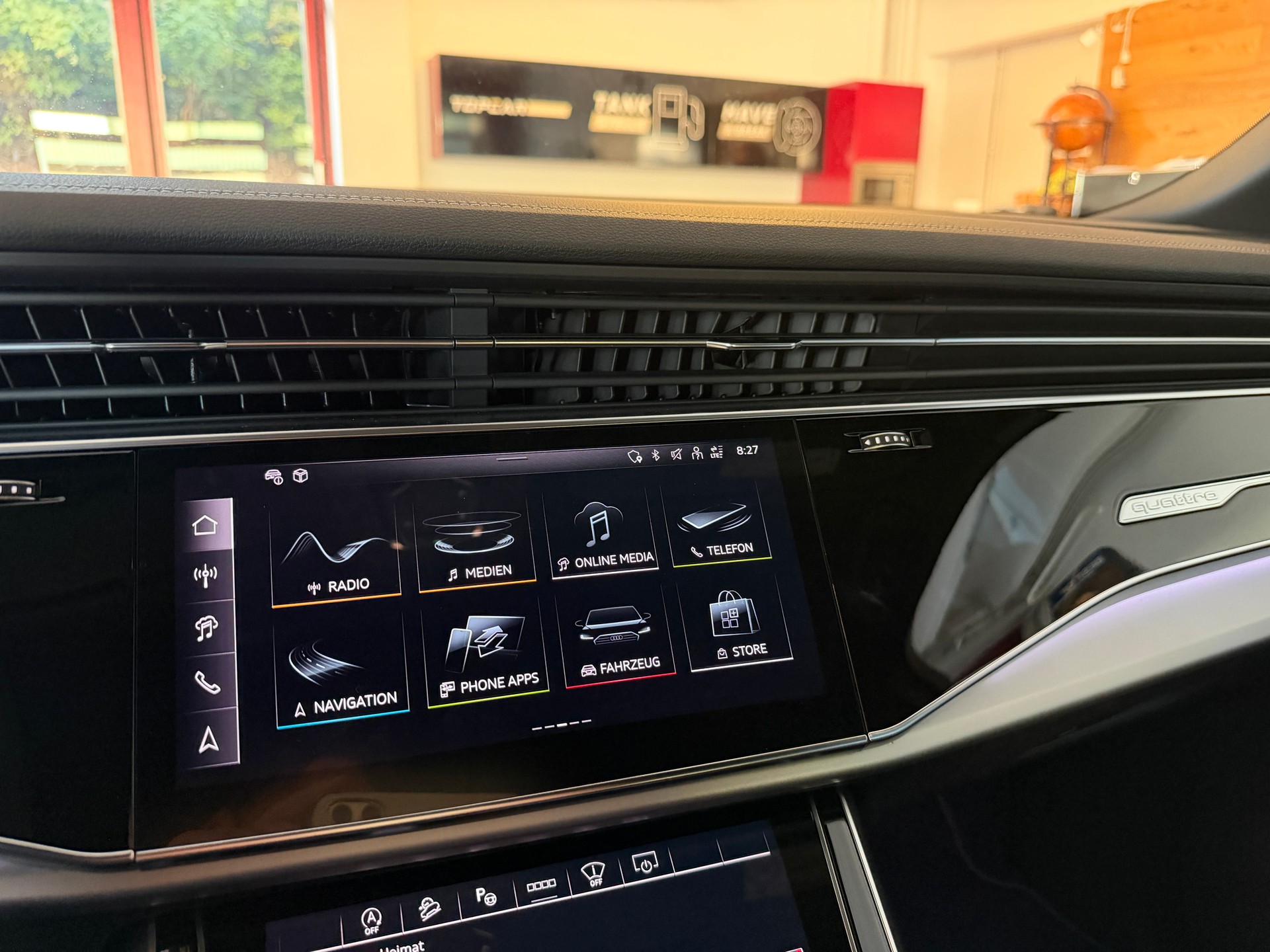 AUDI Q7 45 TDI quattro S Line tiptronic-image-25