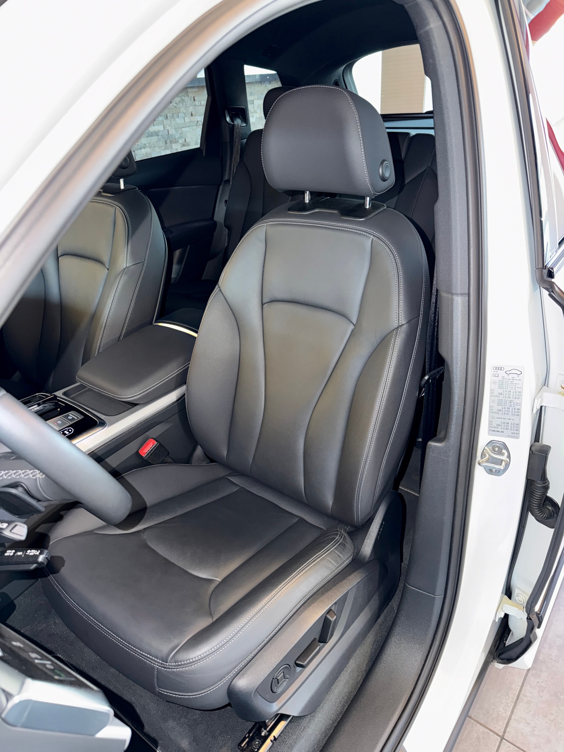 AUDI Q7 45 TDI quattro S Line tiptronic-image-11