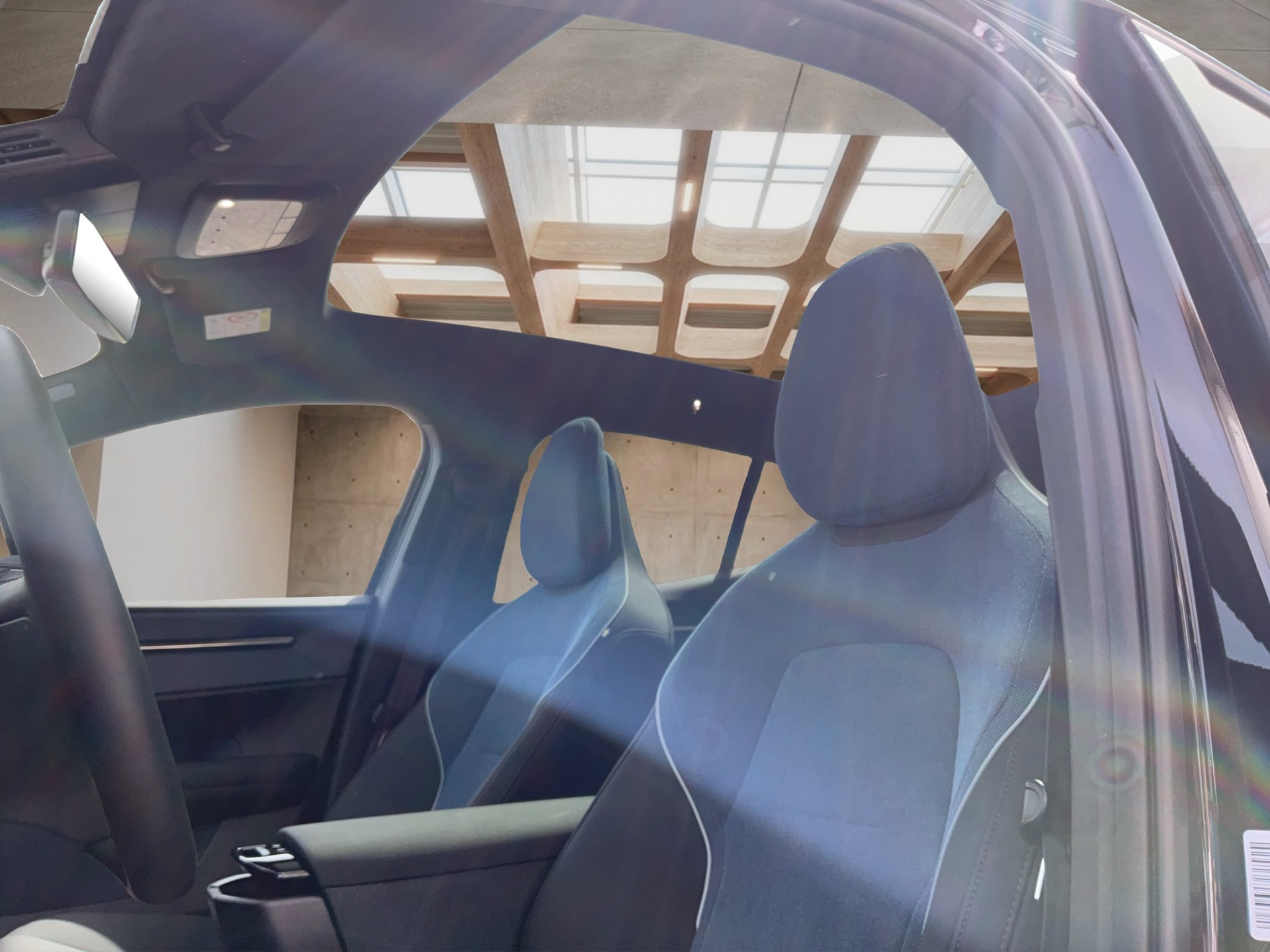 VOLVO EX30 E60 Twin Ultra Performance AWD-image-13