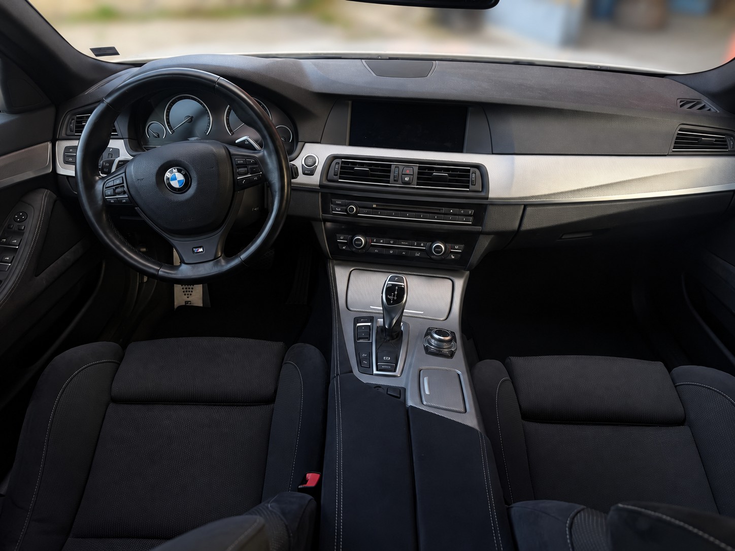 BMW 530d xDrive Touring Steptronic M-Paket-image-6