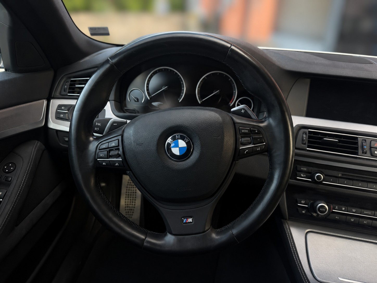 BMW 530d xDrive Touring Steptronic M-Paket-image-7