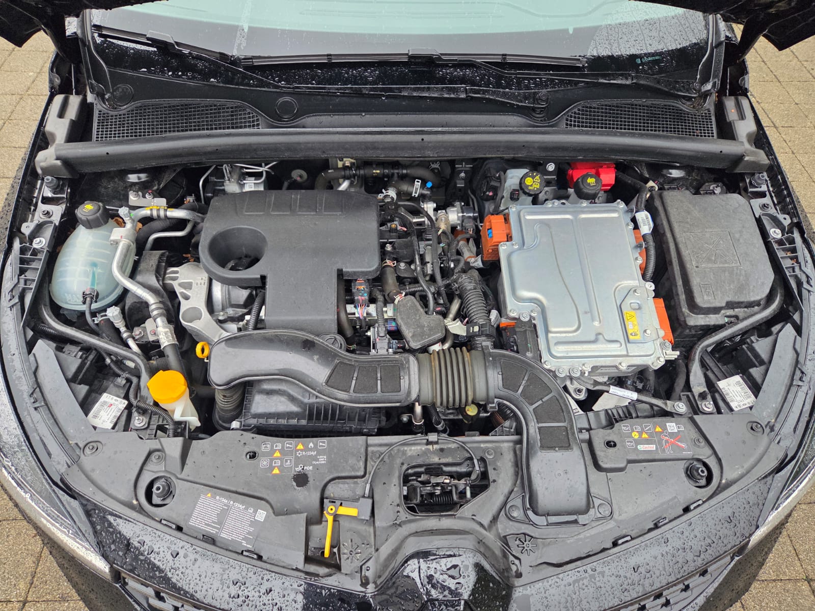 RENAULT Clio 1.6 E-Tech Esprit Alpine-image-14