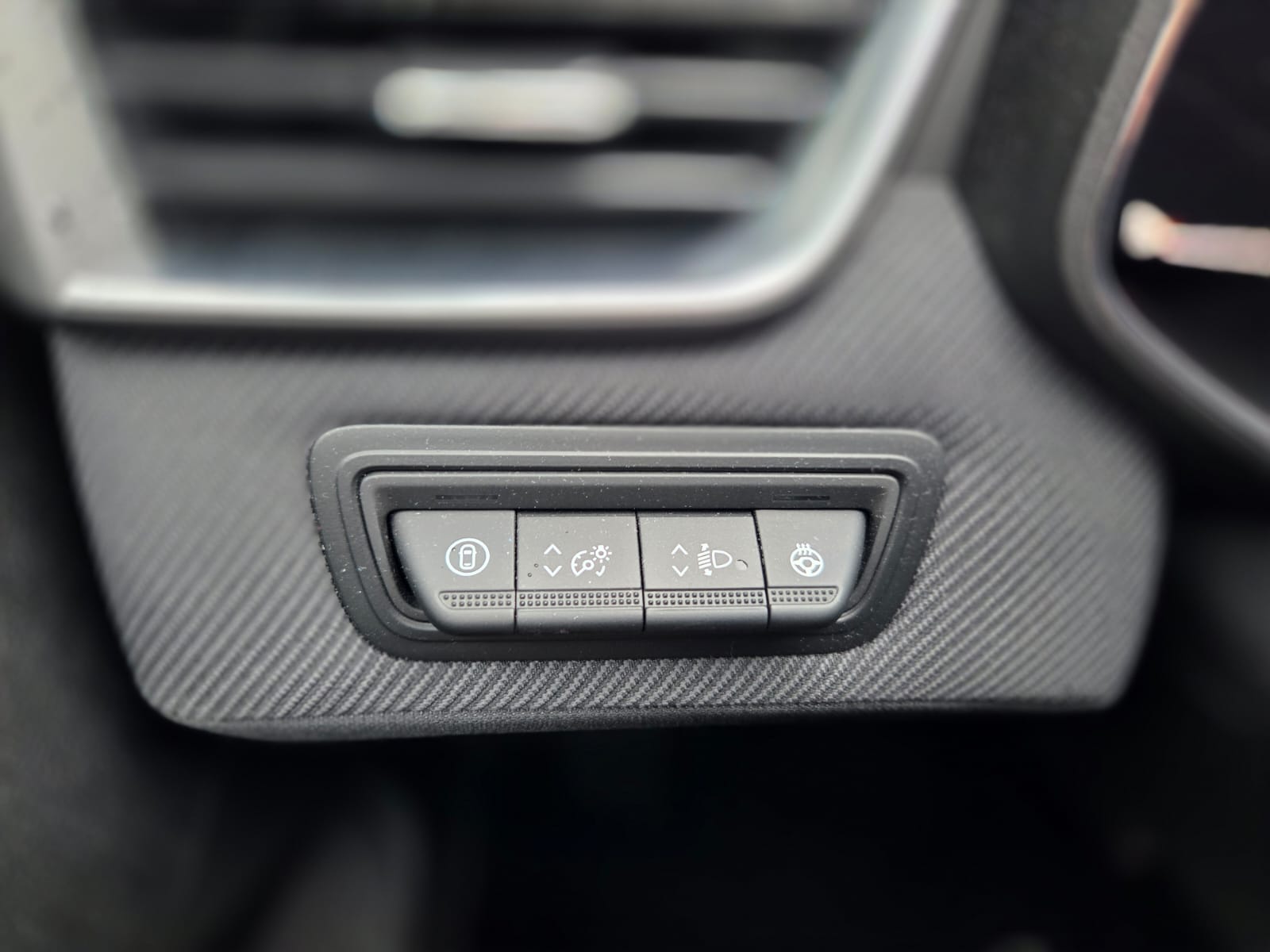 RENAULT Clio 1.6 E-Tech Esprit Alpine-image-13
