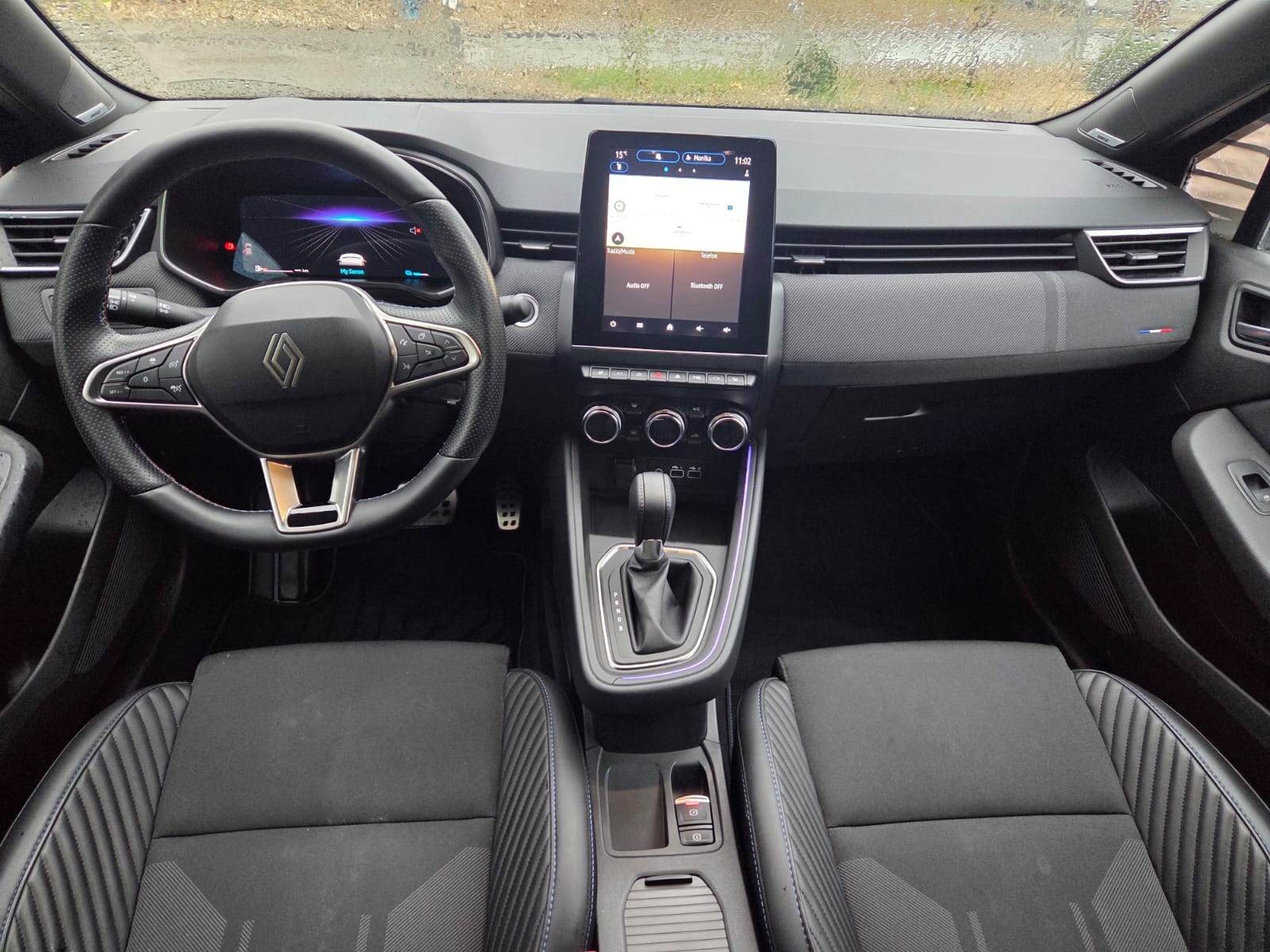 RENAULT Clio 1.6 E-Tech Esprit Alpine-image-12