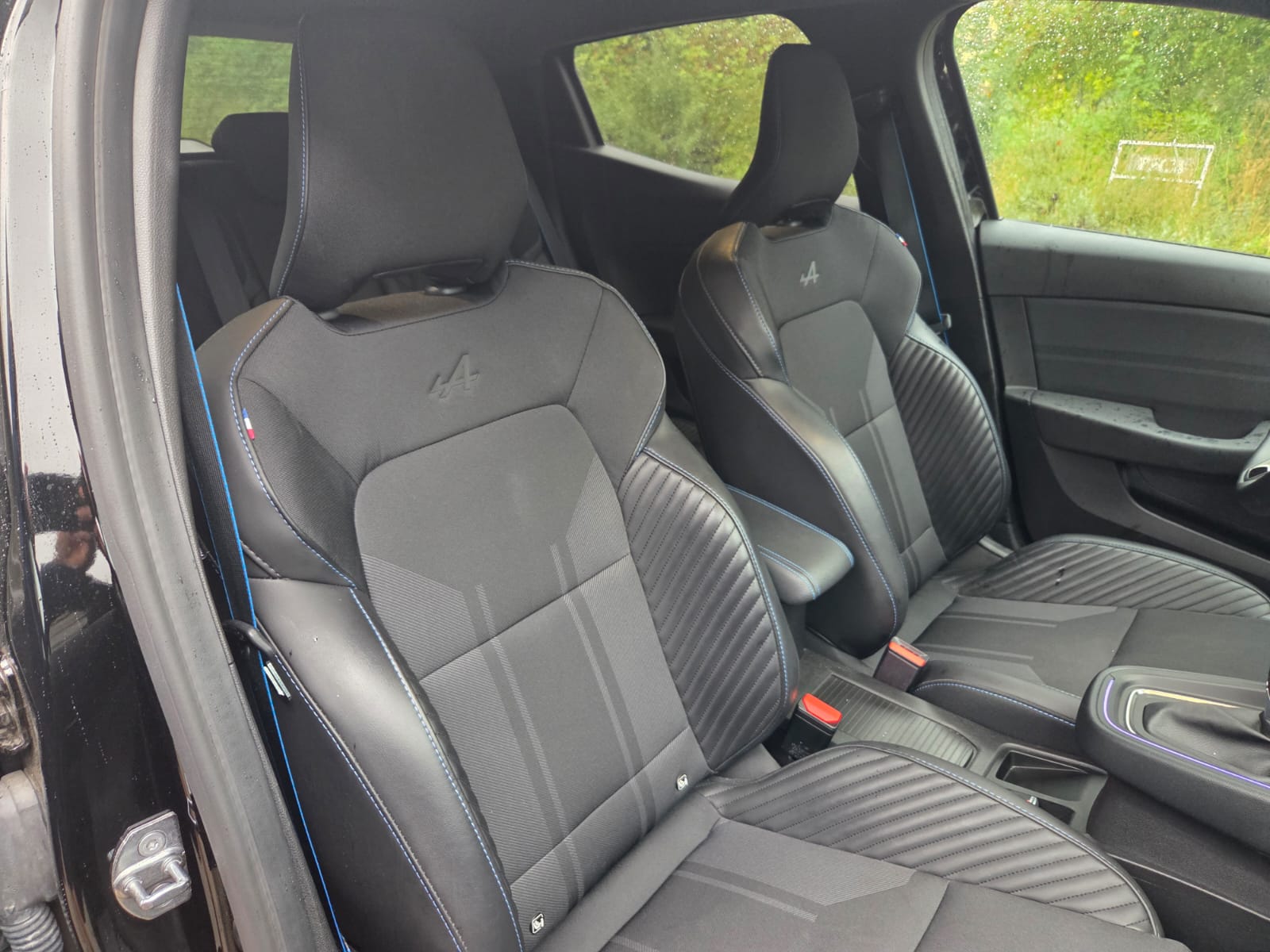 RENAULT Clio 1.6 E-Tech Esprit Alpine-image-11
