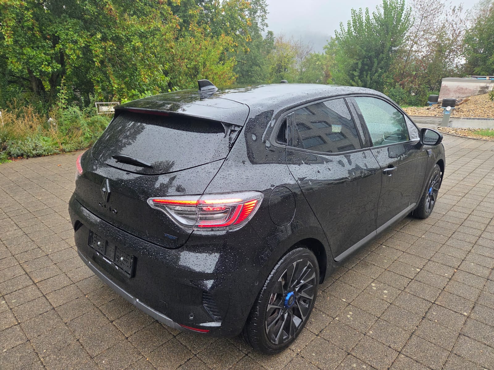 RENAULT Clio 1.6 E-Tech Esprit Alpine-image-6
