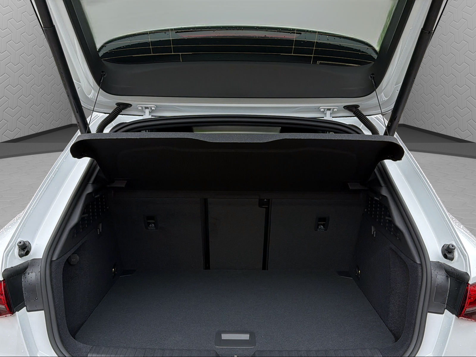 AUDI A3 Sportback TFSI 110 kW Attraction S tronic-image-13