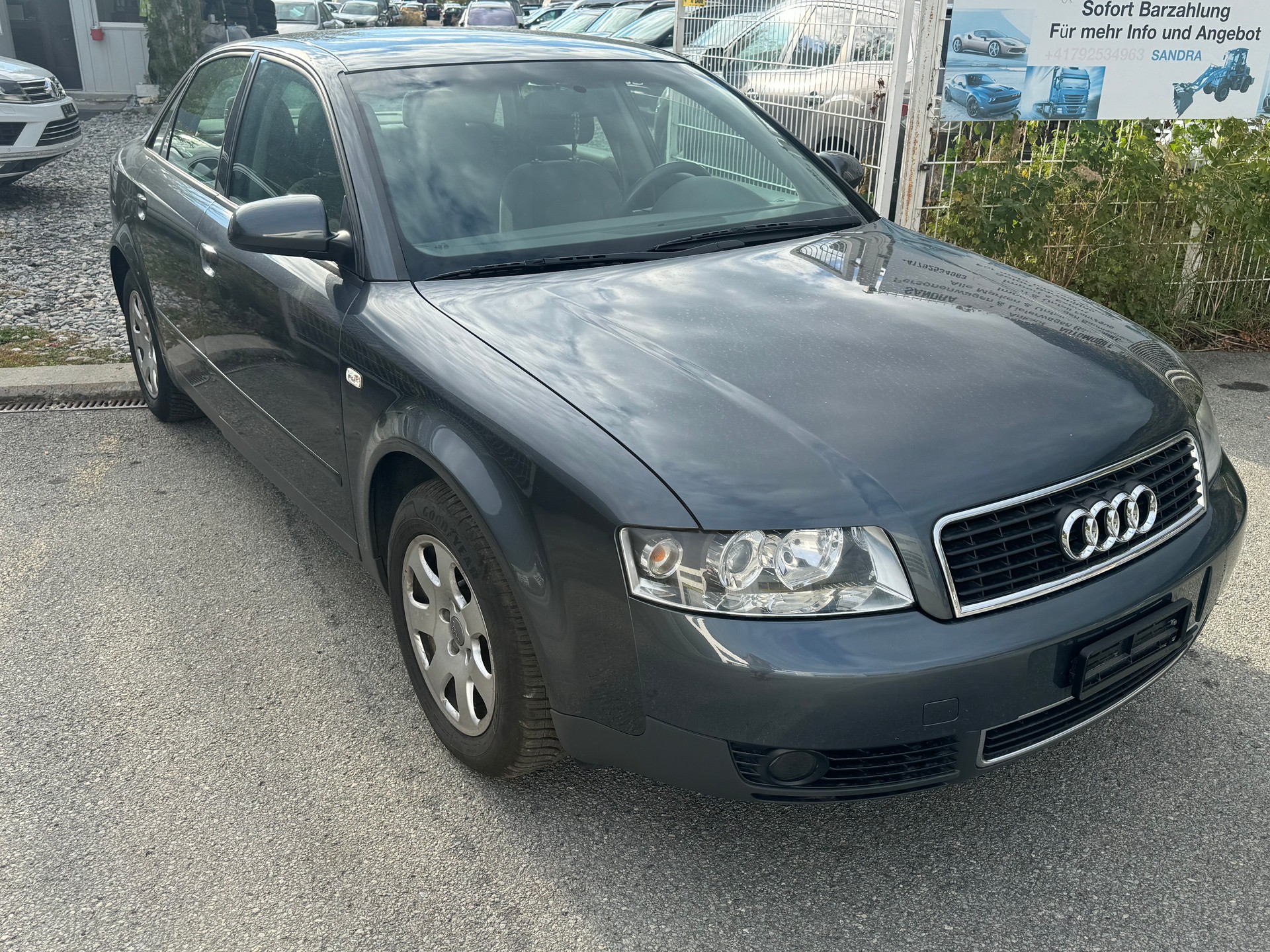 AUDI A4 2.0-image-4