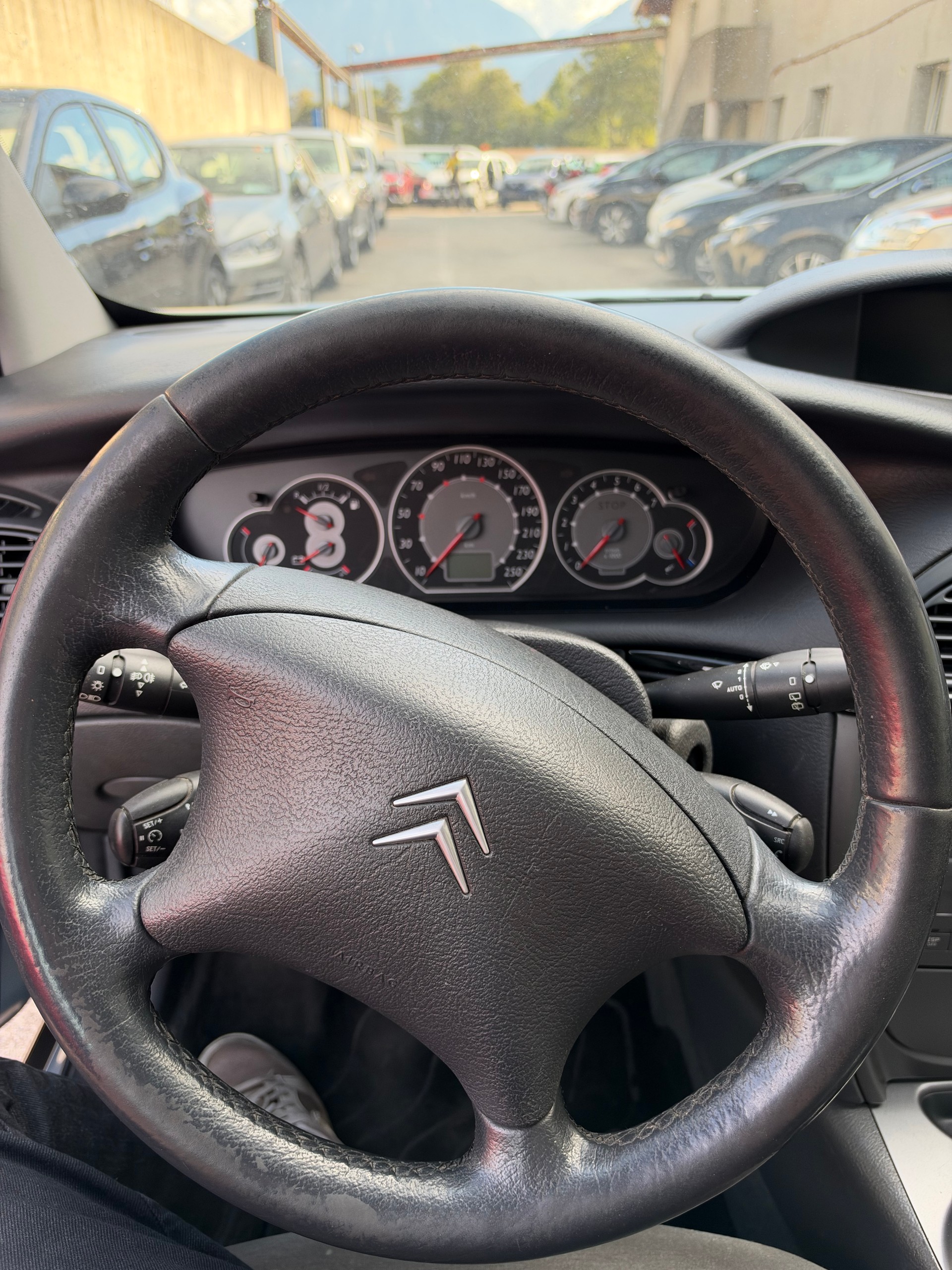CITROEN C5 Berline 2.0i Exclusive-image-10