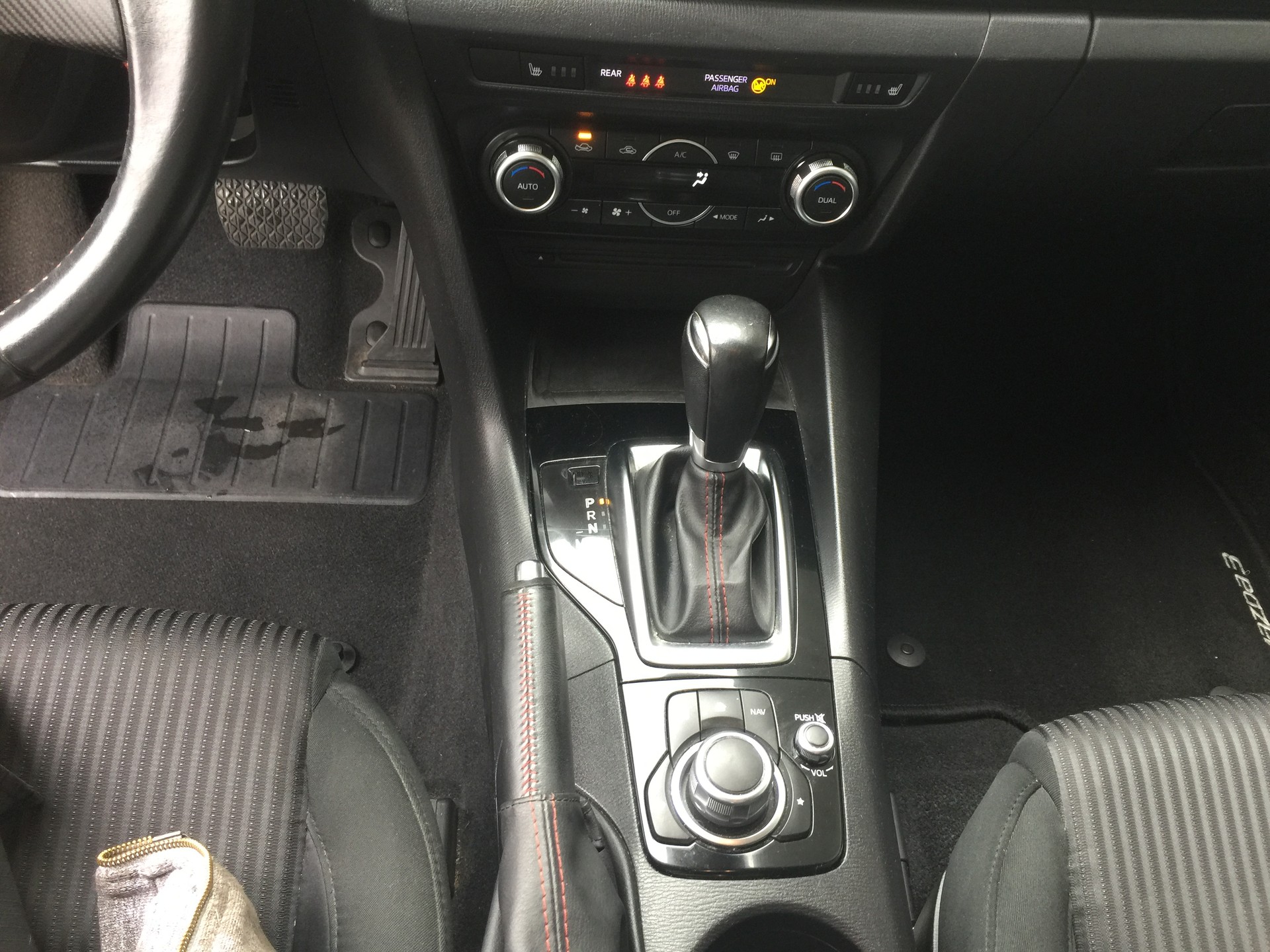 MAZDA 3 2.0 16V Ambition Plus Activematic-image-12