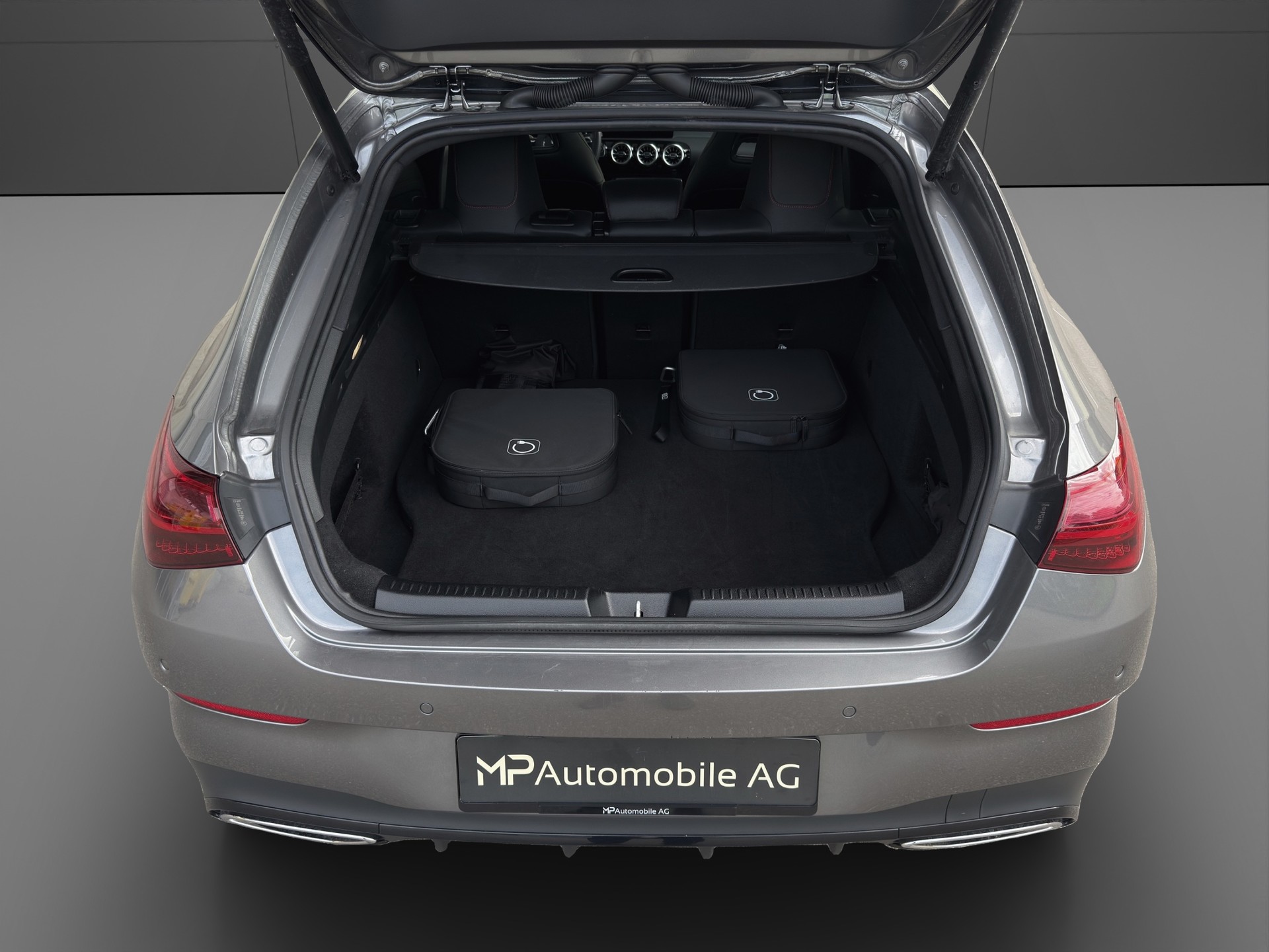MERCEDES-BENZ CLA 250 e EQ Star AMG Line Shooting Brake-image-3