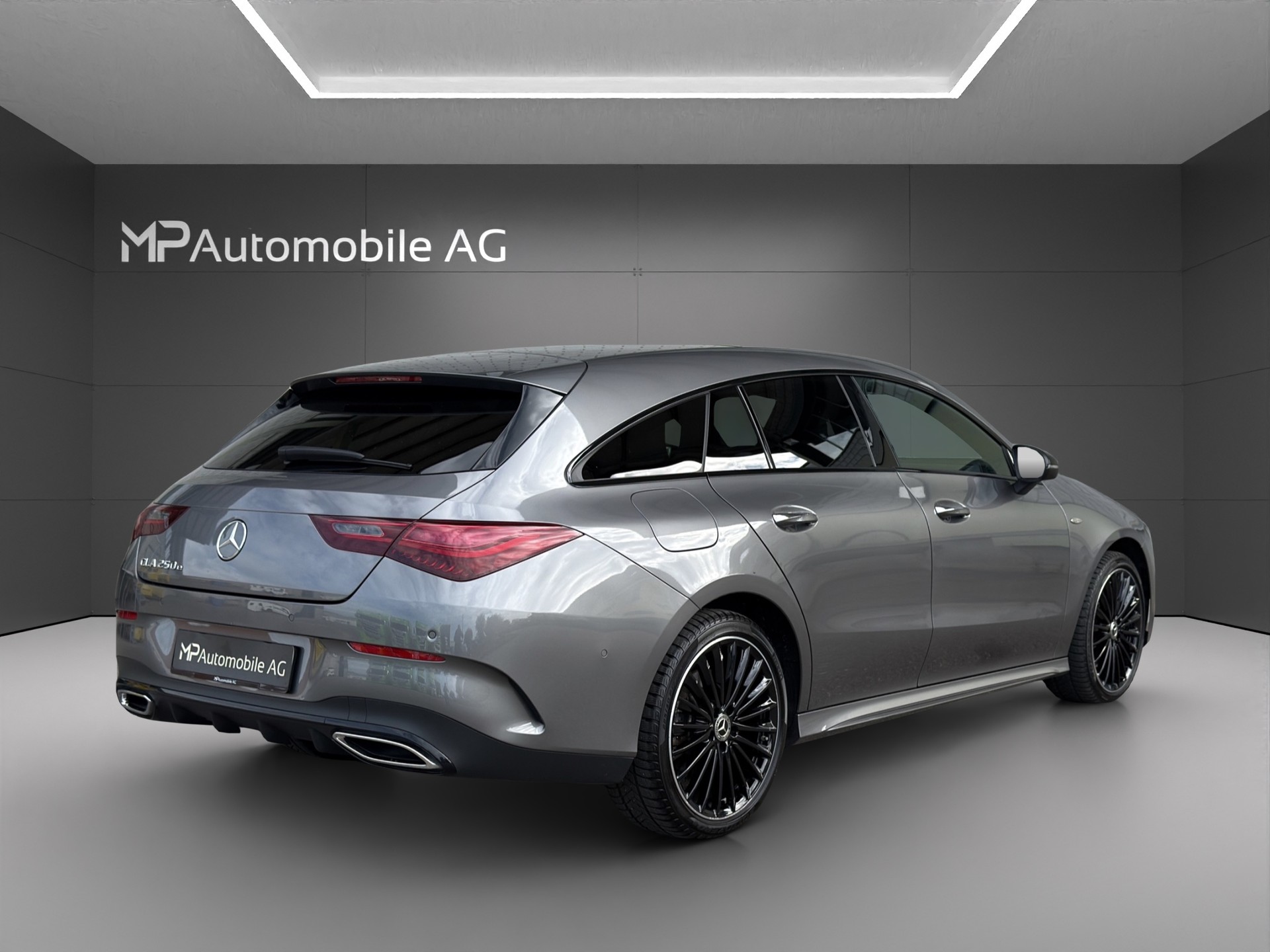 MERCEDES-BENZ CLA 250 e EQ Star AMG Line Shooting Brake-image-2