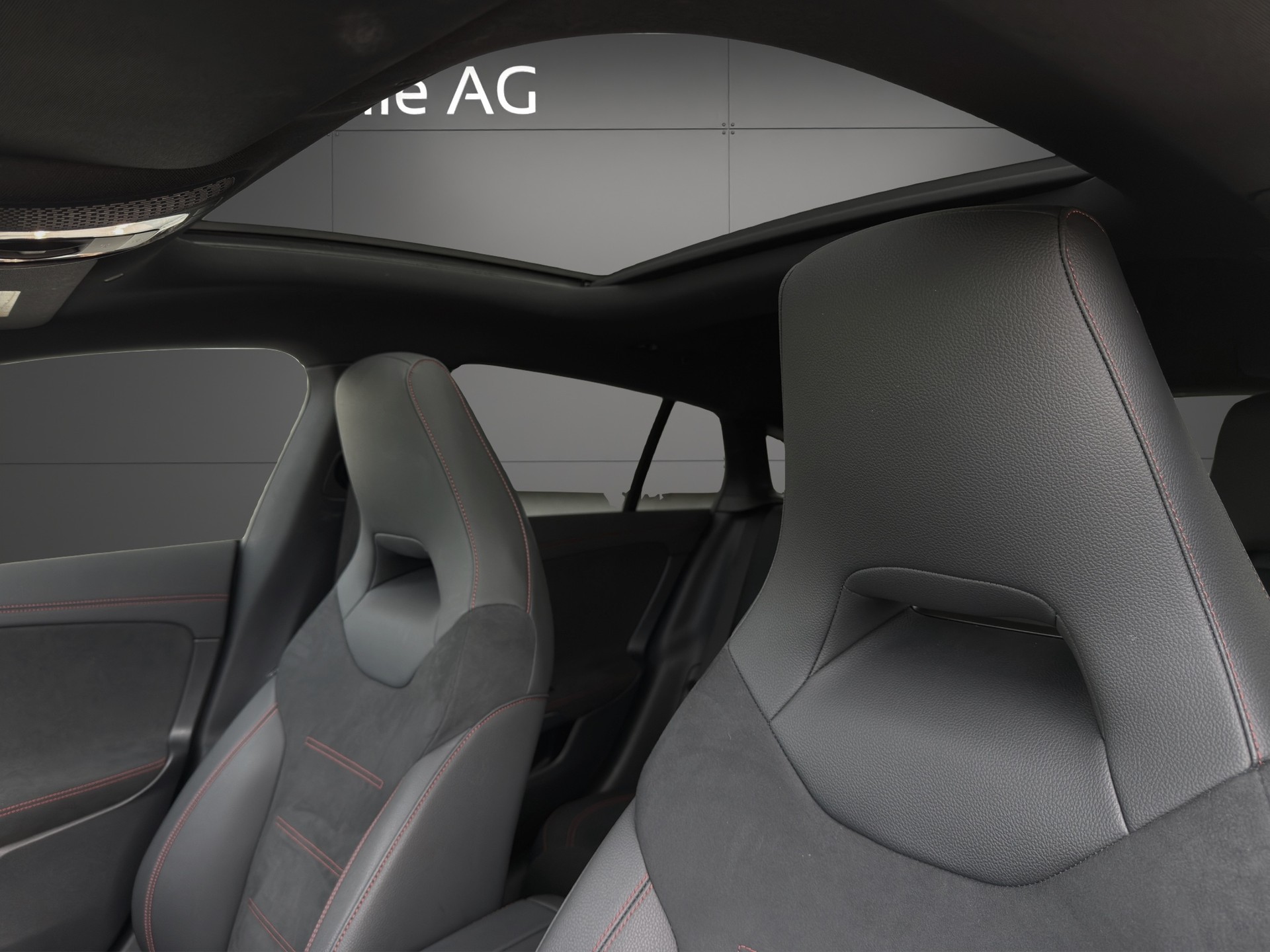 MERCEDES-BENZ CLA 250 e EQ Star AMG Line Shooting Brake-image-9
