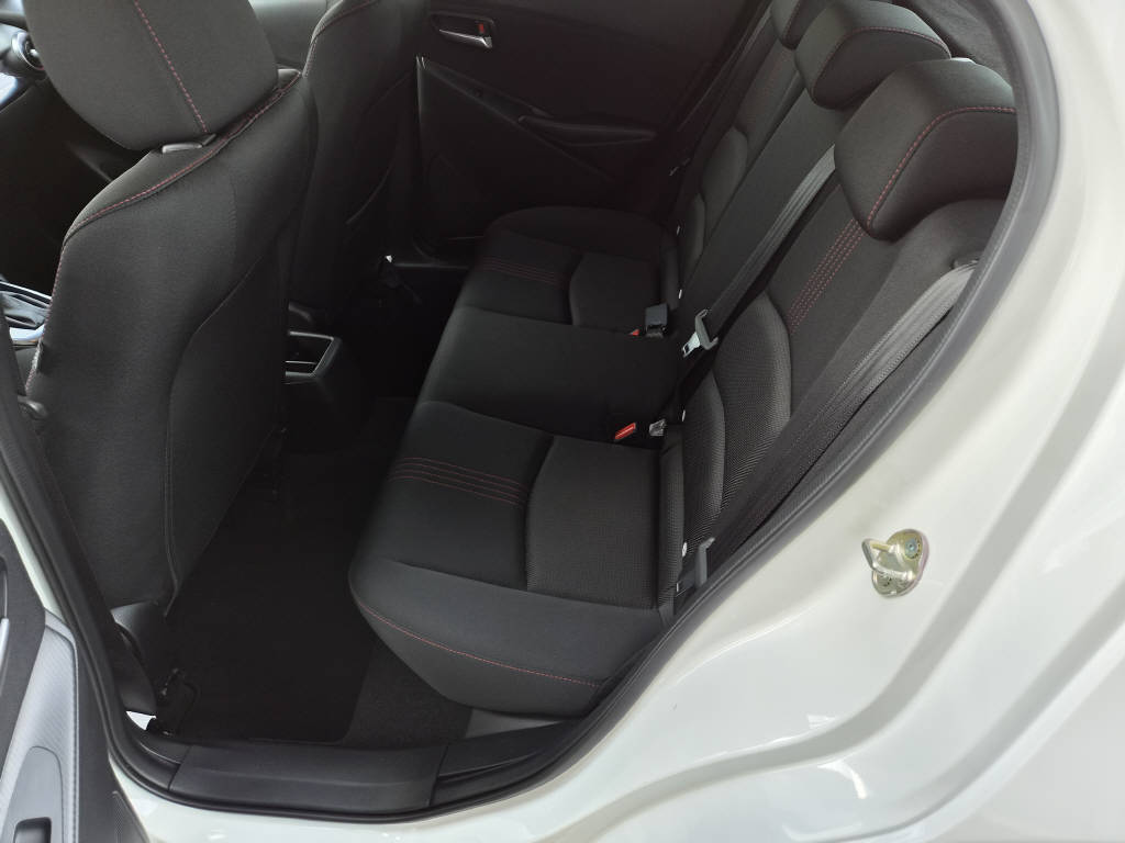MAZDA 2 1.5 90cv Homura - automatique-image-9