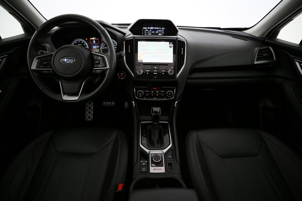 SUBARU Forester Station 2.0i e-Boxer Luxury-image-5