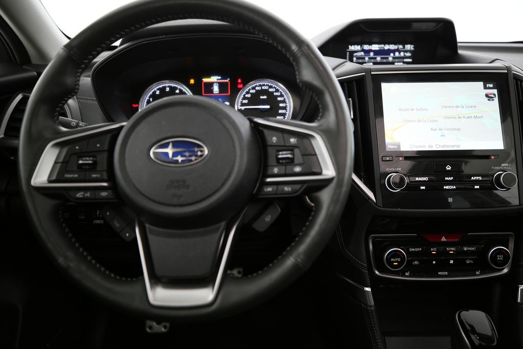SUBARU Forester Station 2.0i e-Boxer Luxury-image-4