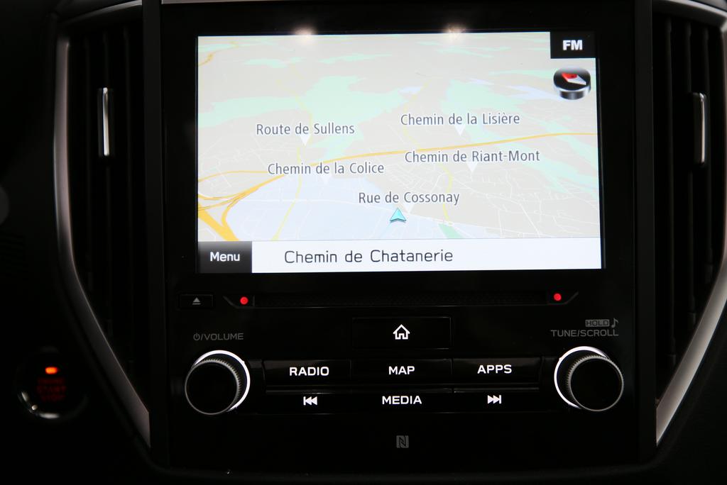 SUBARU Forester Station 2.0i e-Boxer Luxury-image-6