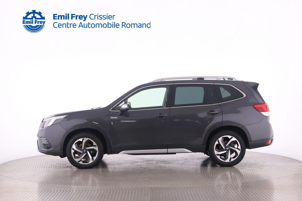 SUBARU Forester Station 2.0i e-Boxer Luxury-image-2