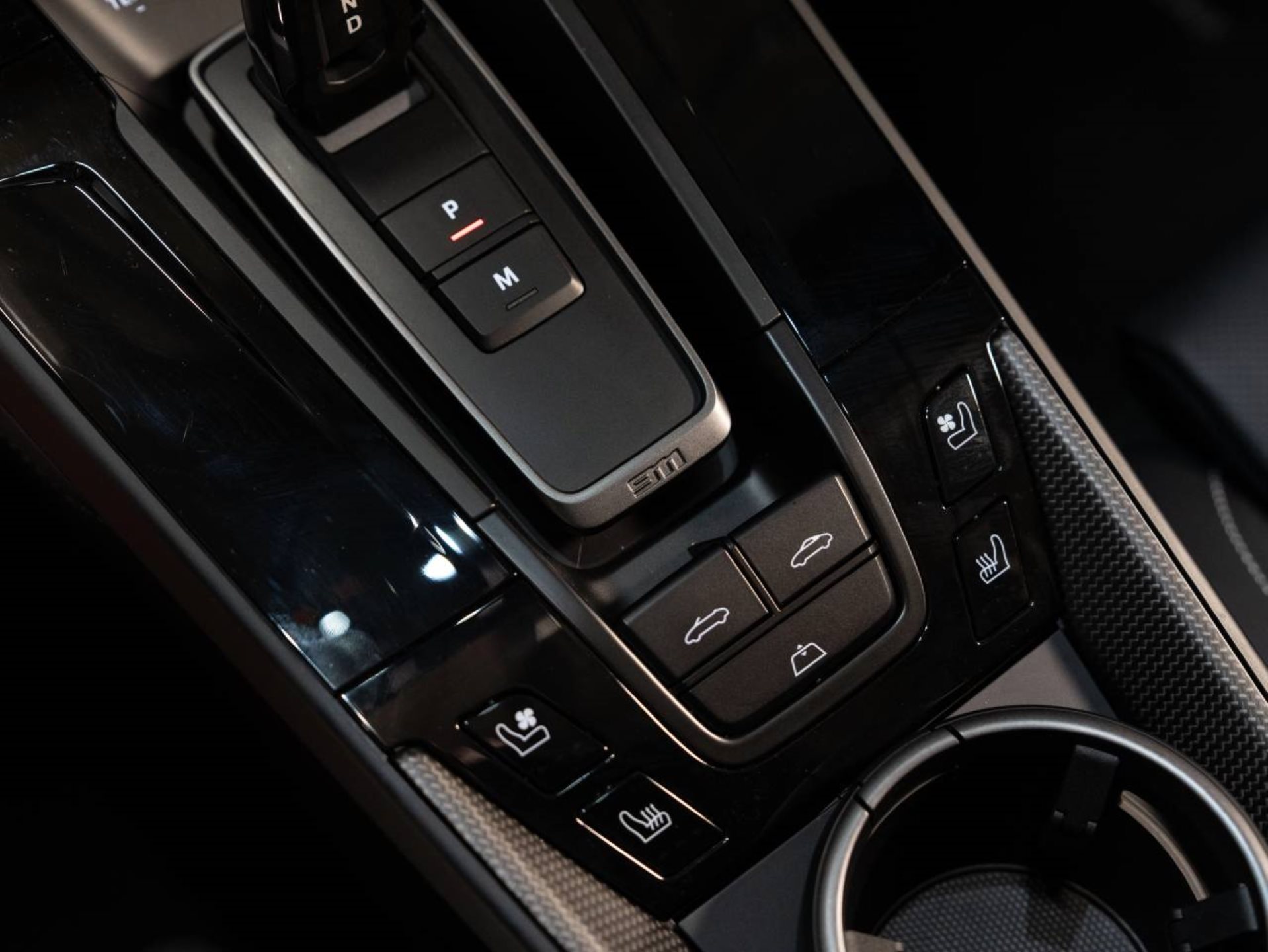 PORSCHE 911 Carrera 4S Cabriolet-image-14