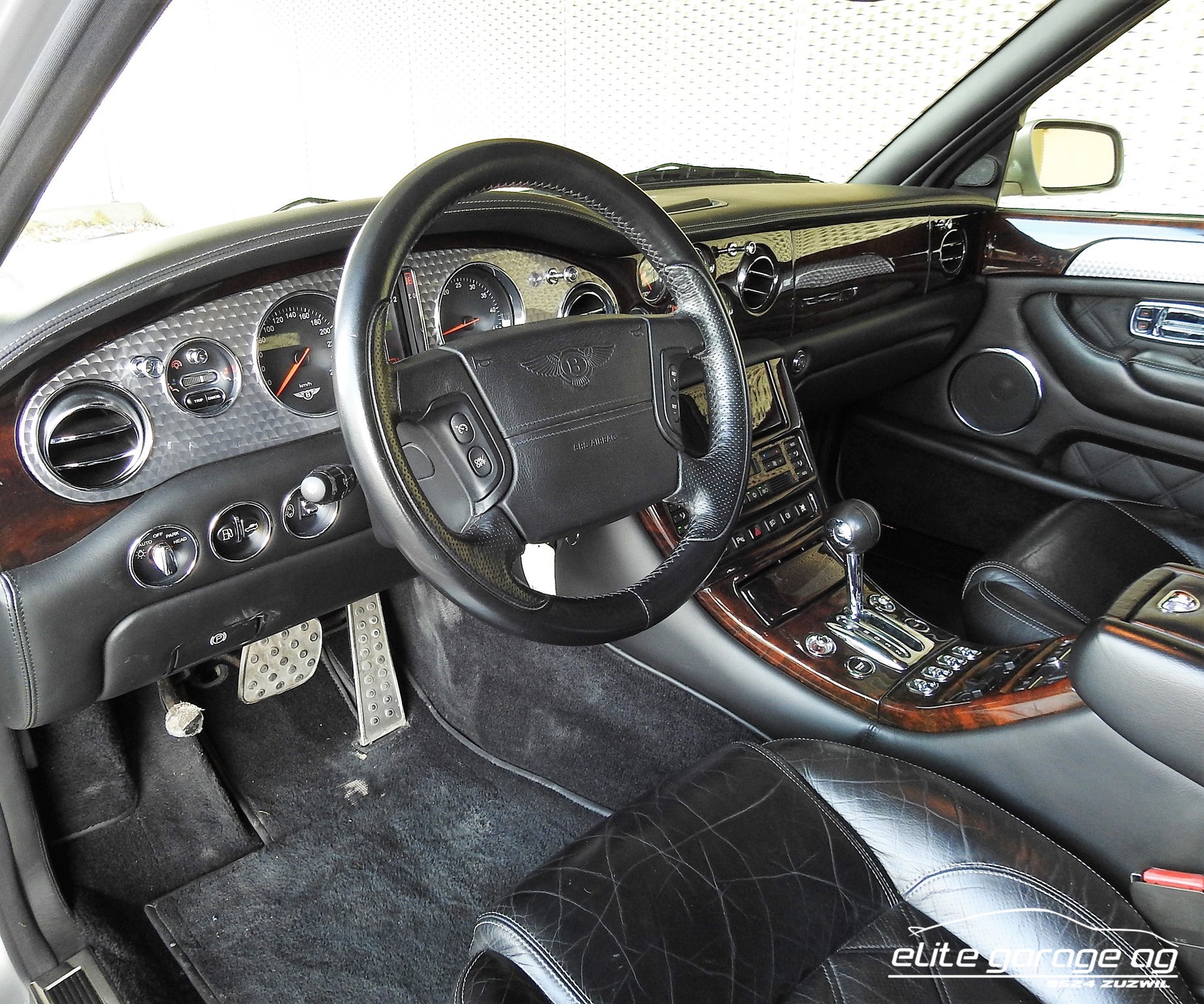 BENTLEY Arnage T-image-6