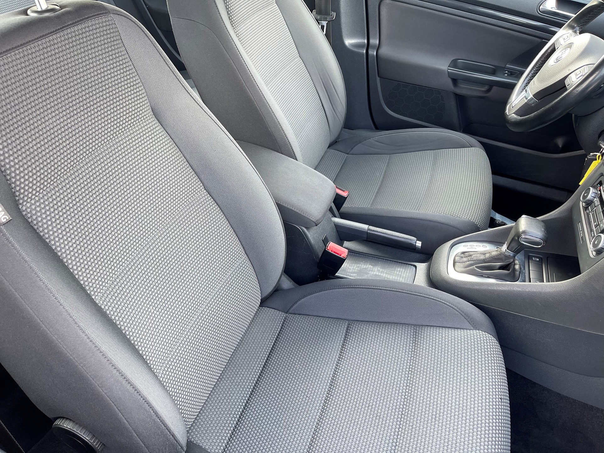 VW Golf Variant 1.4 TSI Comfortline DSG-image-8
