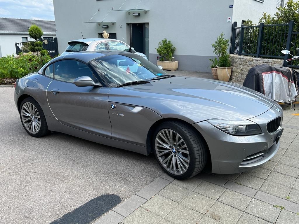 BMW Z4 sDrive28i-image-0