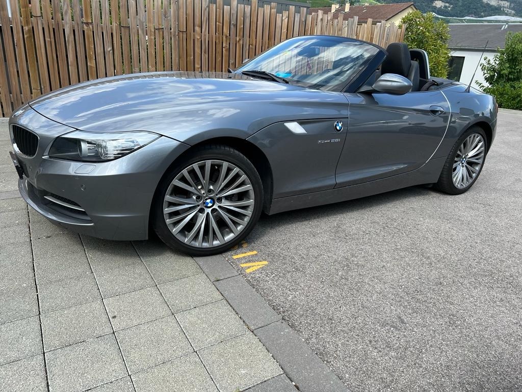 BMW Z4 sDrive28i-image-1