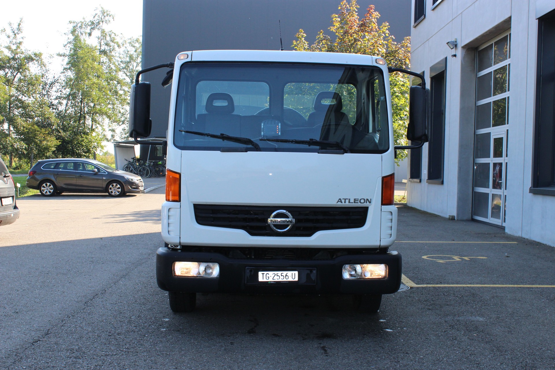 NISSAN ATLEON-image-3