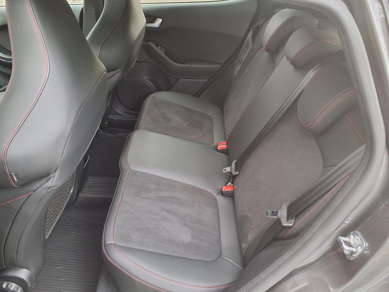 FORD Fiesta 1.5 EcoB ST X-image-12