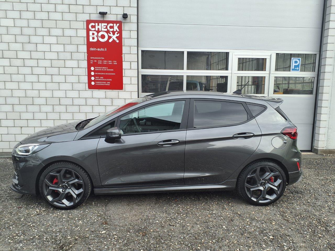 FORD Fiesta 1.5 EcoB ST X-showroom-element-3