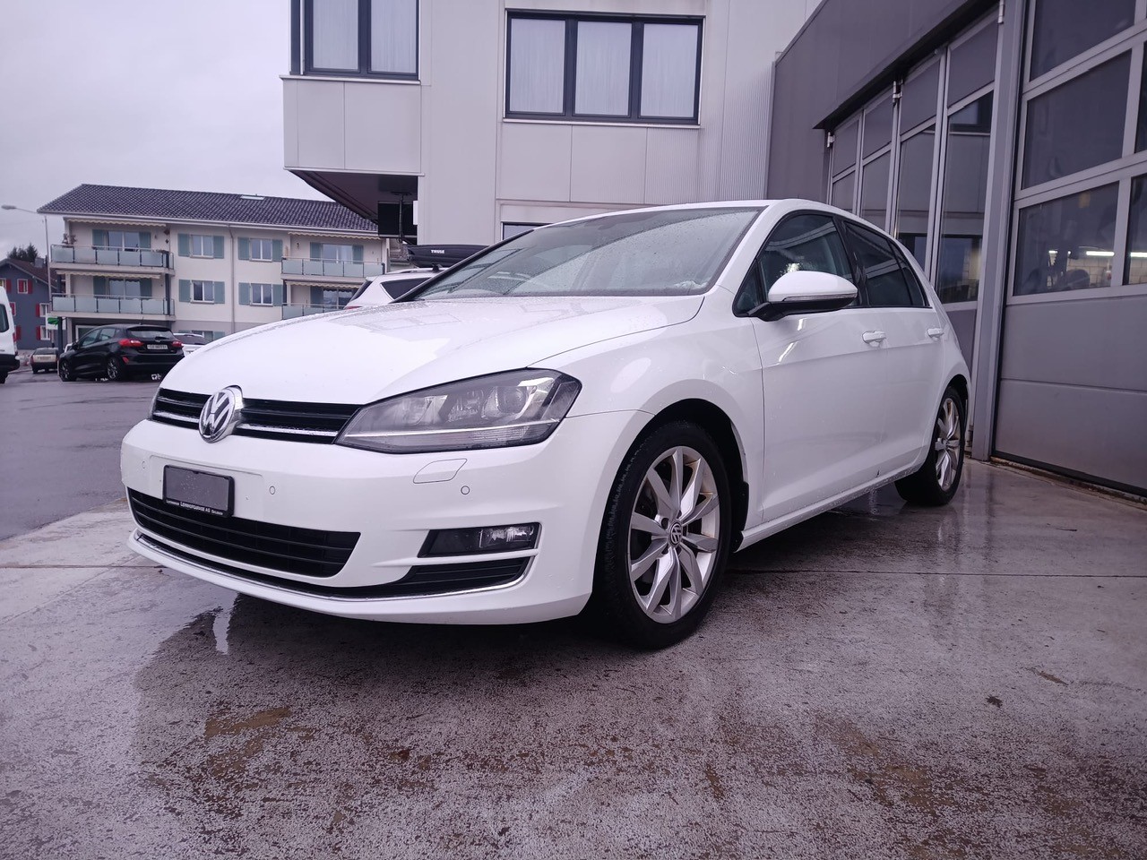 VW Golf VII 2.0 TDI Highline 4m-image-3